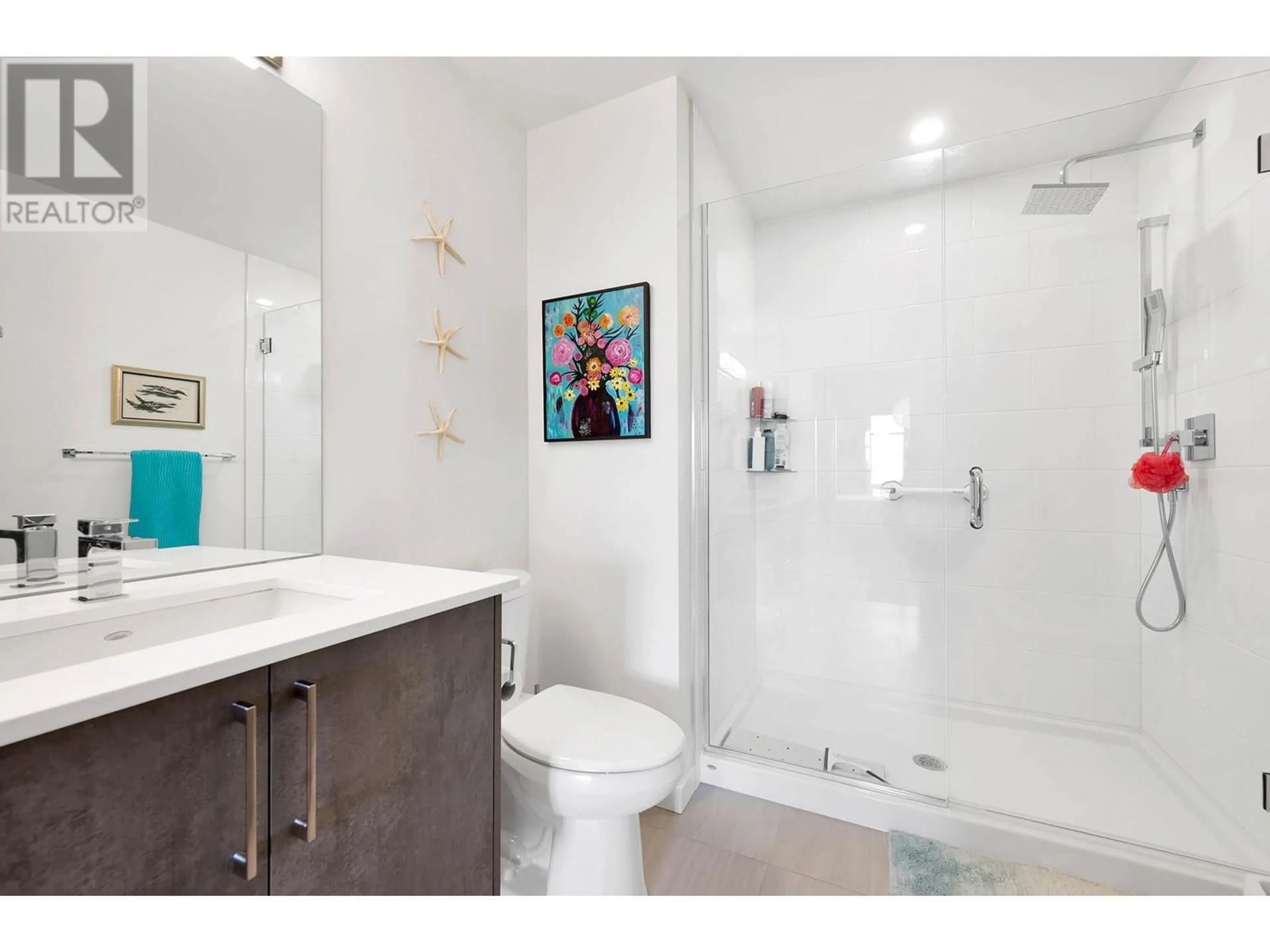 Standard bathroom, ceramic/tile floor for 3403 - 1405 SPRINGHILL DRIVE, Kamloops British Columbia V2C0B4