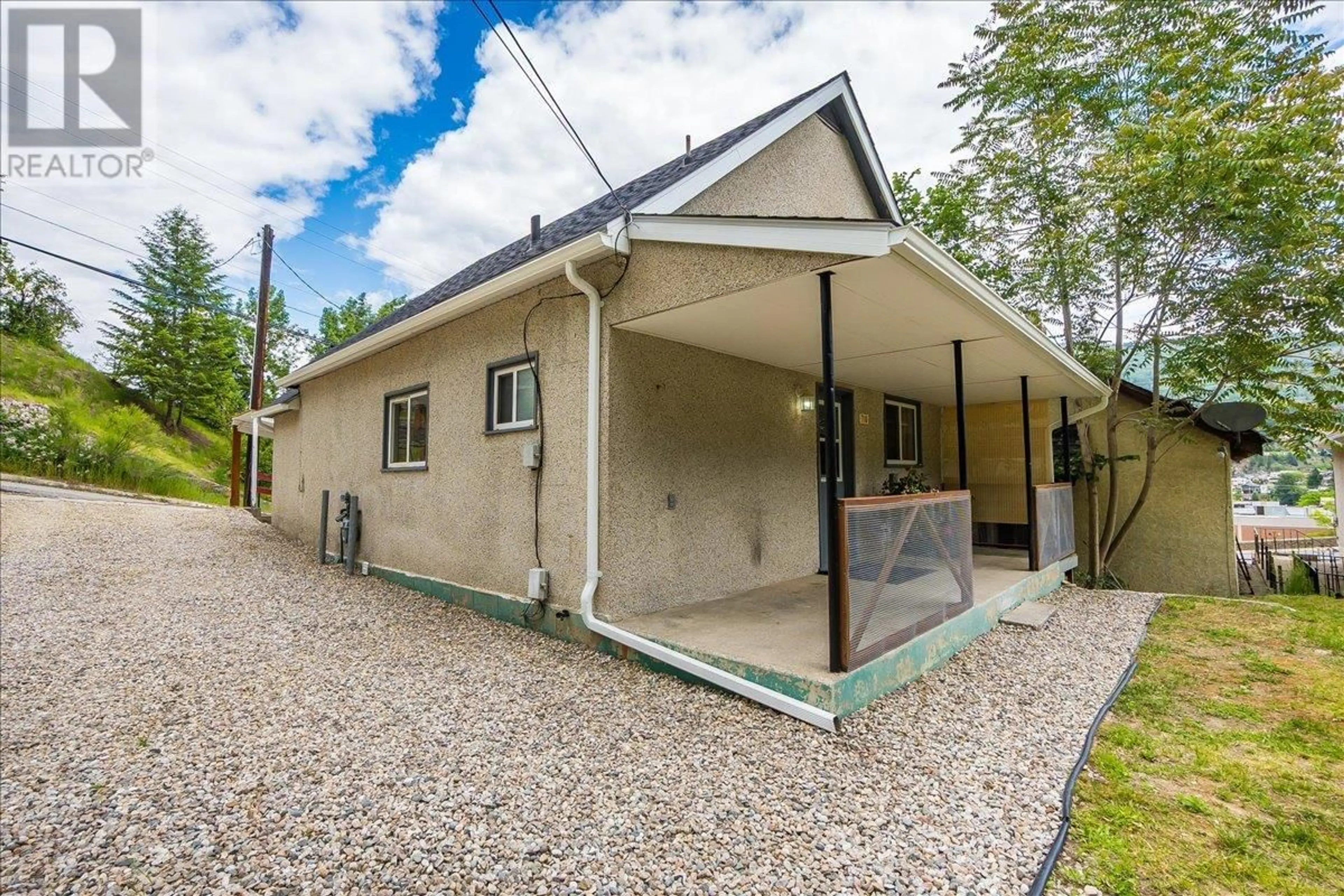 Patio, street for 710 SPOKANE STREET, Trail British Columbia V1R3W2