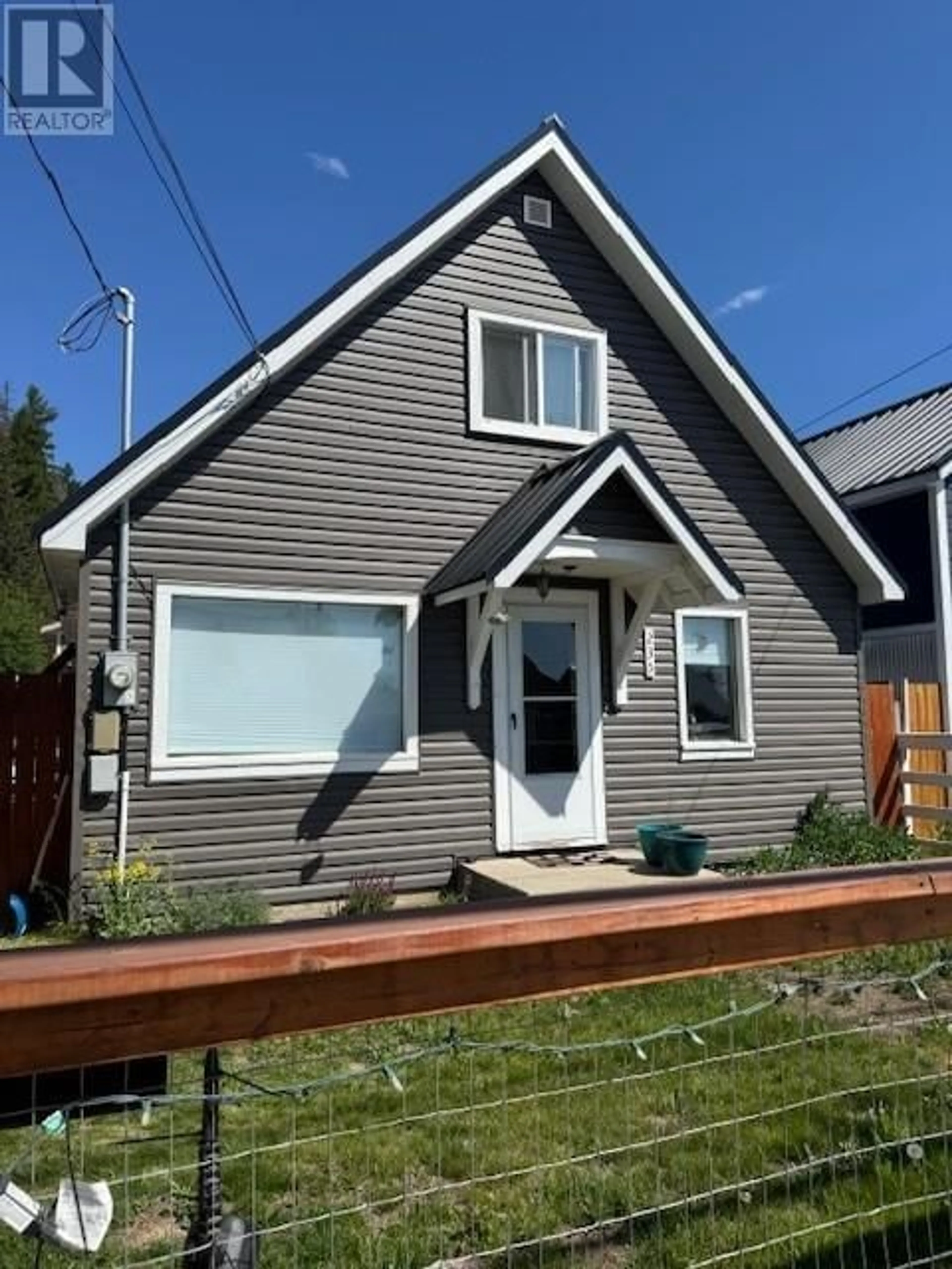 Home with vinyl exterior material, street for 235 BURDETT STREET, Kimberley British Columbia V1A1W2