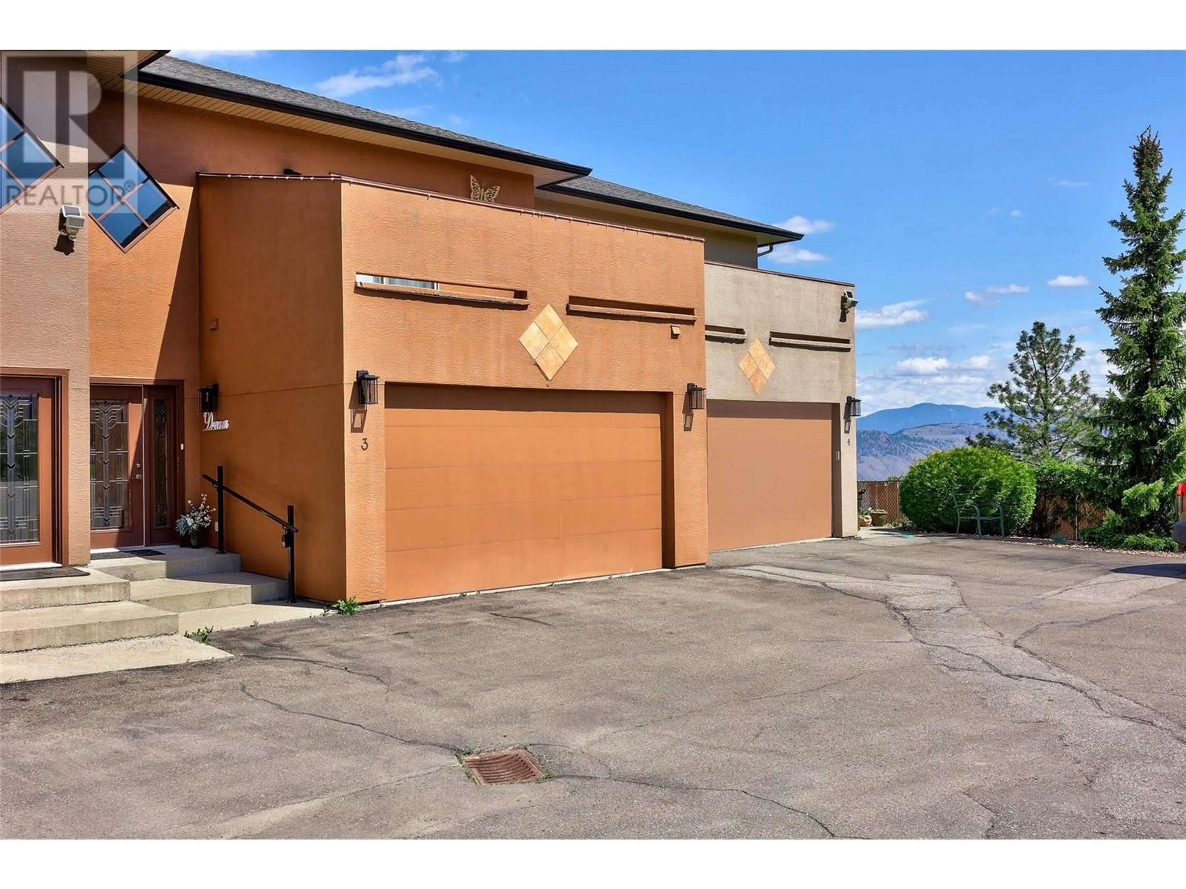 Unknown for 3 - 776 DUNROBIN DRIVE, Kamloops British Columbia V1S1X9