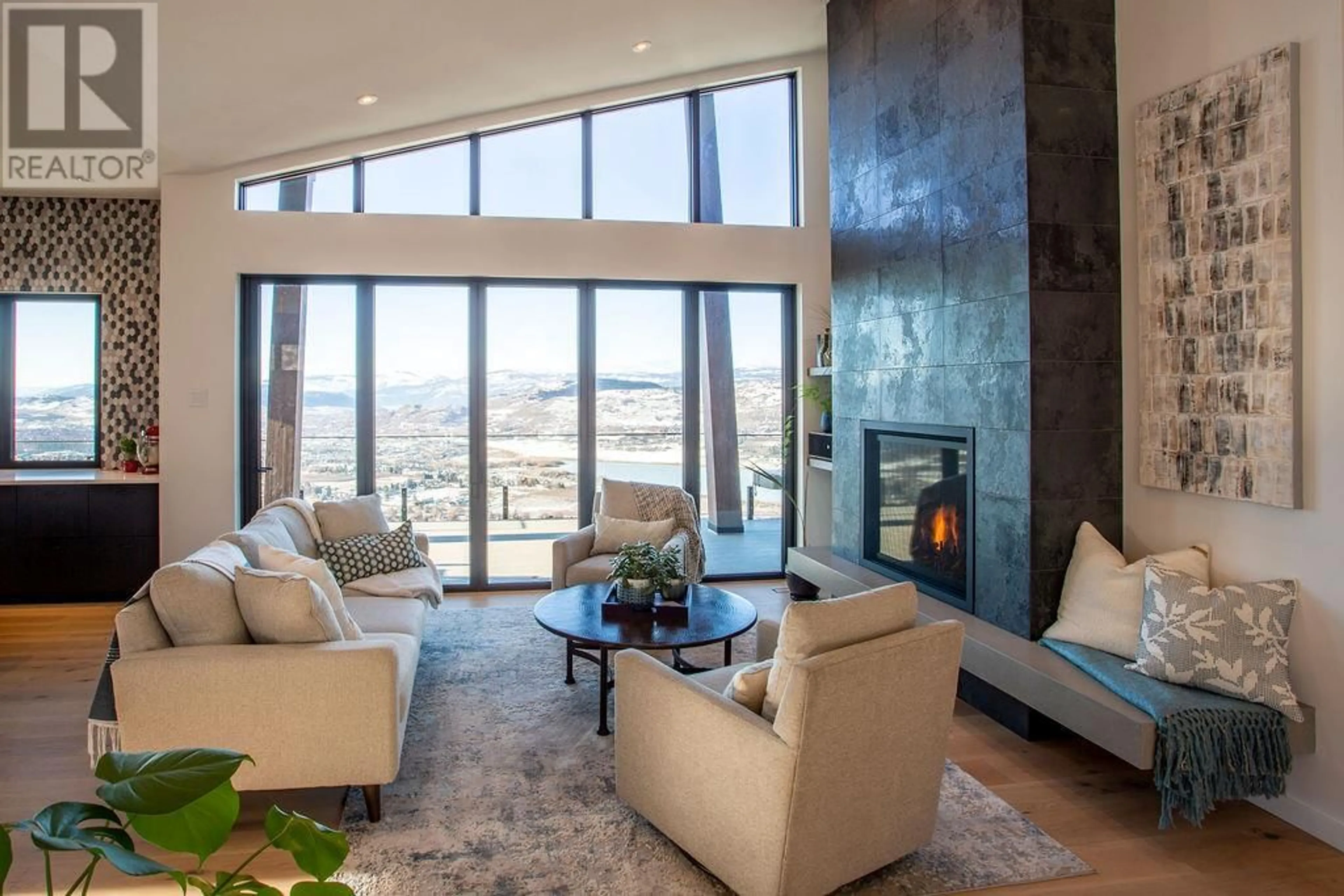 Living room with furniture, unknown for 632 HART PLACE, Vernon British Columbia V1B4B2