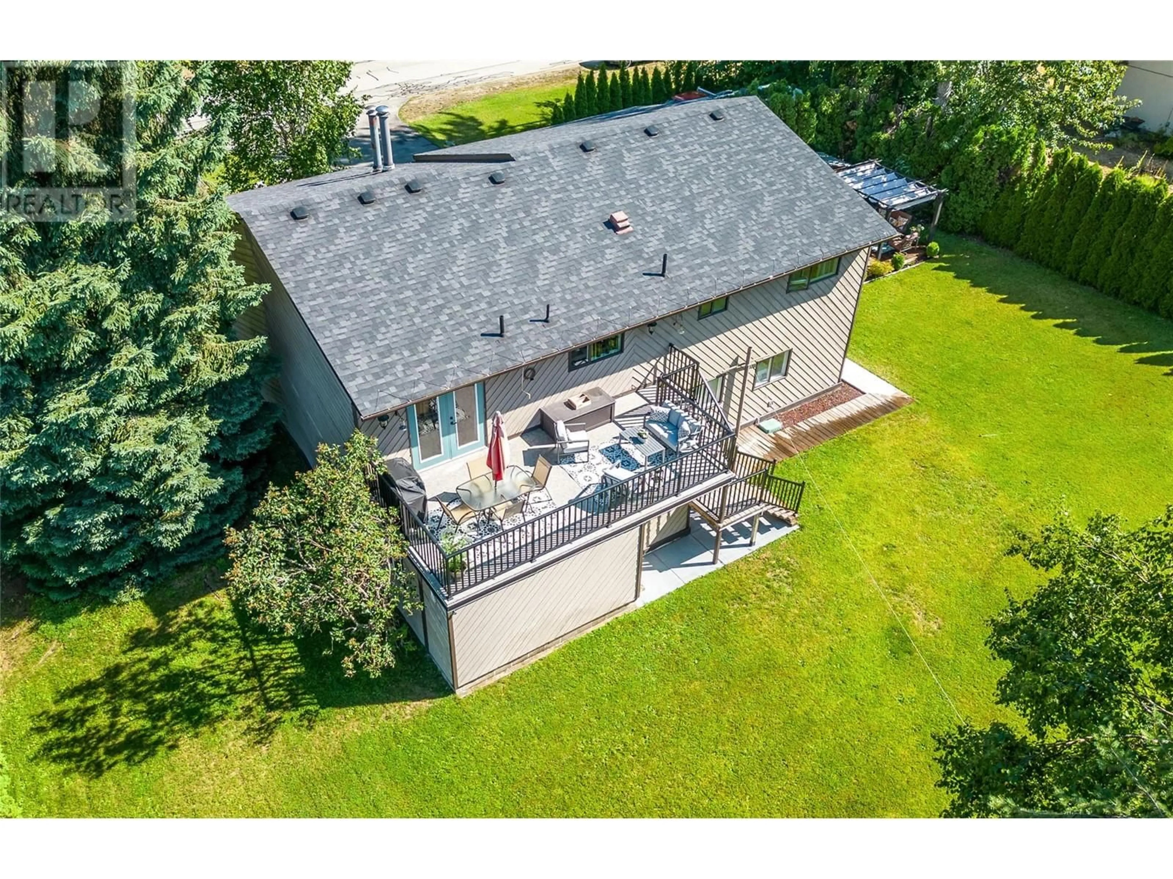 A pic from outside/outdoor area/front of a property/back of a property/a pic from drone, unknown for 1559 MCKINNON ROAD, Revelstoke British Columbia V0E2S1