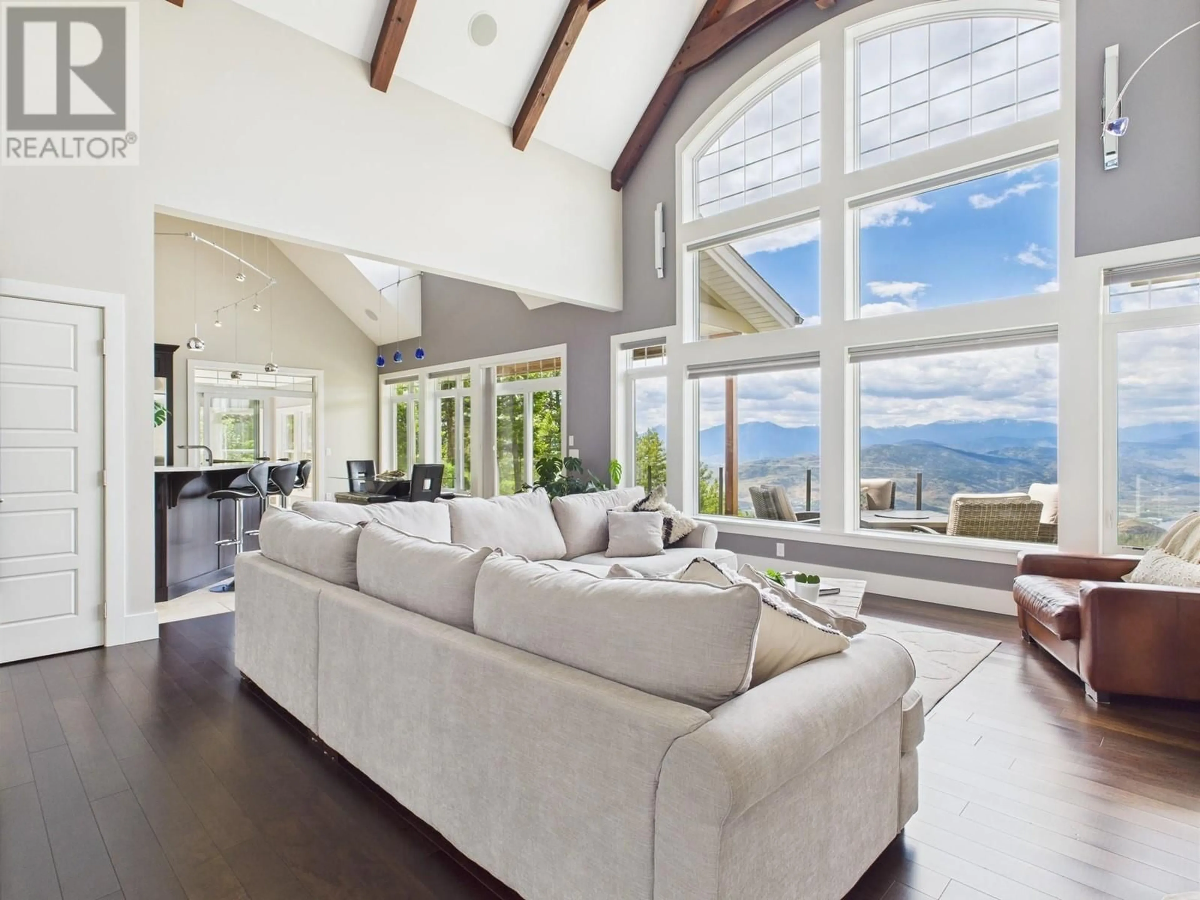 Living room with furniture, unknown for 560 SASQUATCH TRAIL, Osoyoos British Columbia V0H1V3