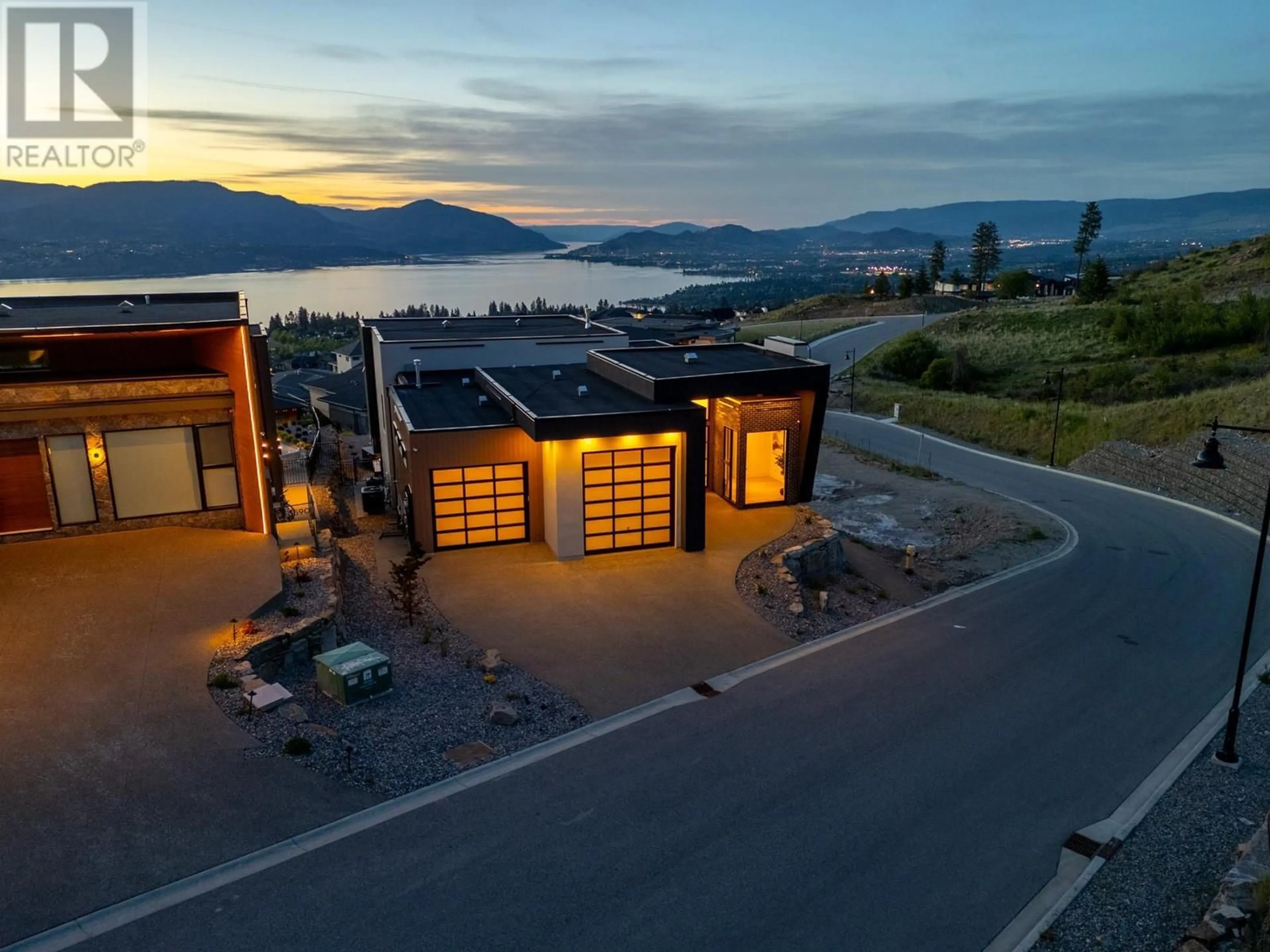 A pic from outside/outdoor area/front of a property/back of a property/a pic from drone, water/lake/river/ocean view for 5584 UPPER MISSION COURT, Kelowna British Columbia V1W0C5