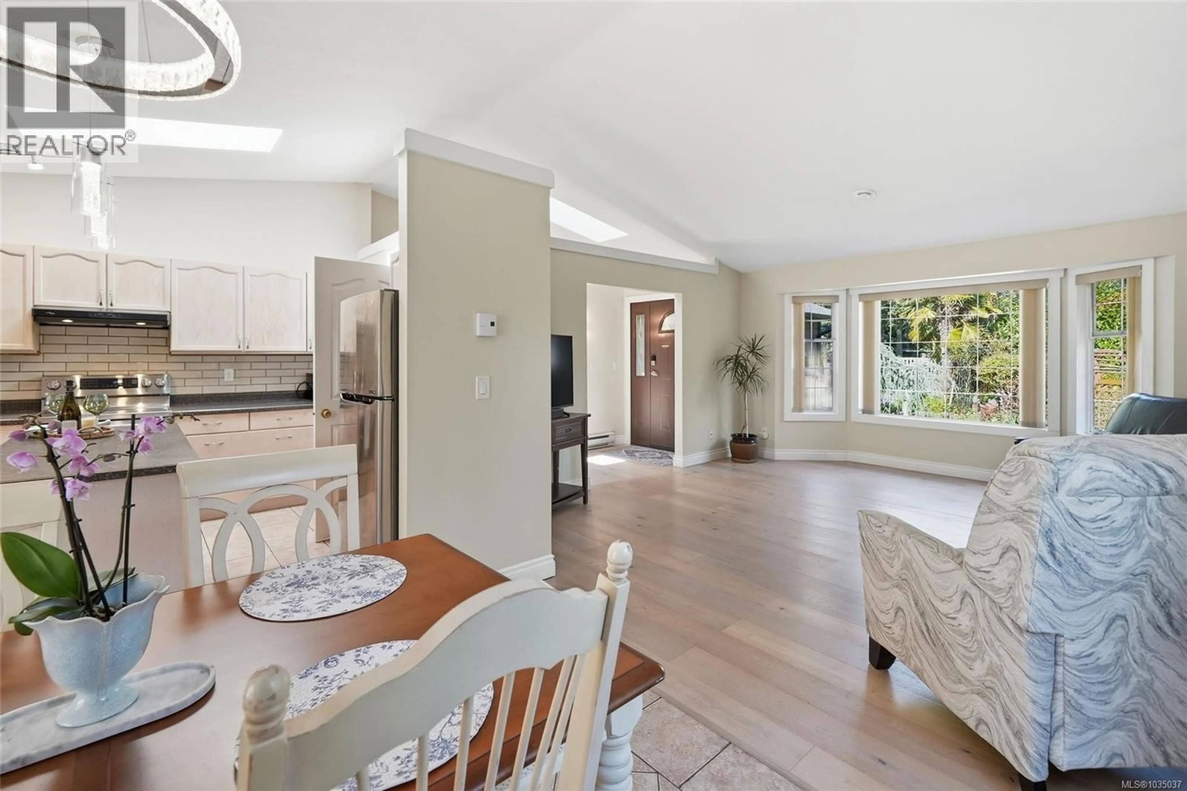 Open concept kitchen, unknown for 1220 MARINA WAY, Nanoose Bay British Columbia V9P9B8