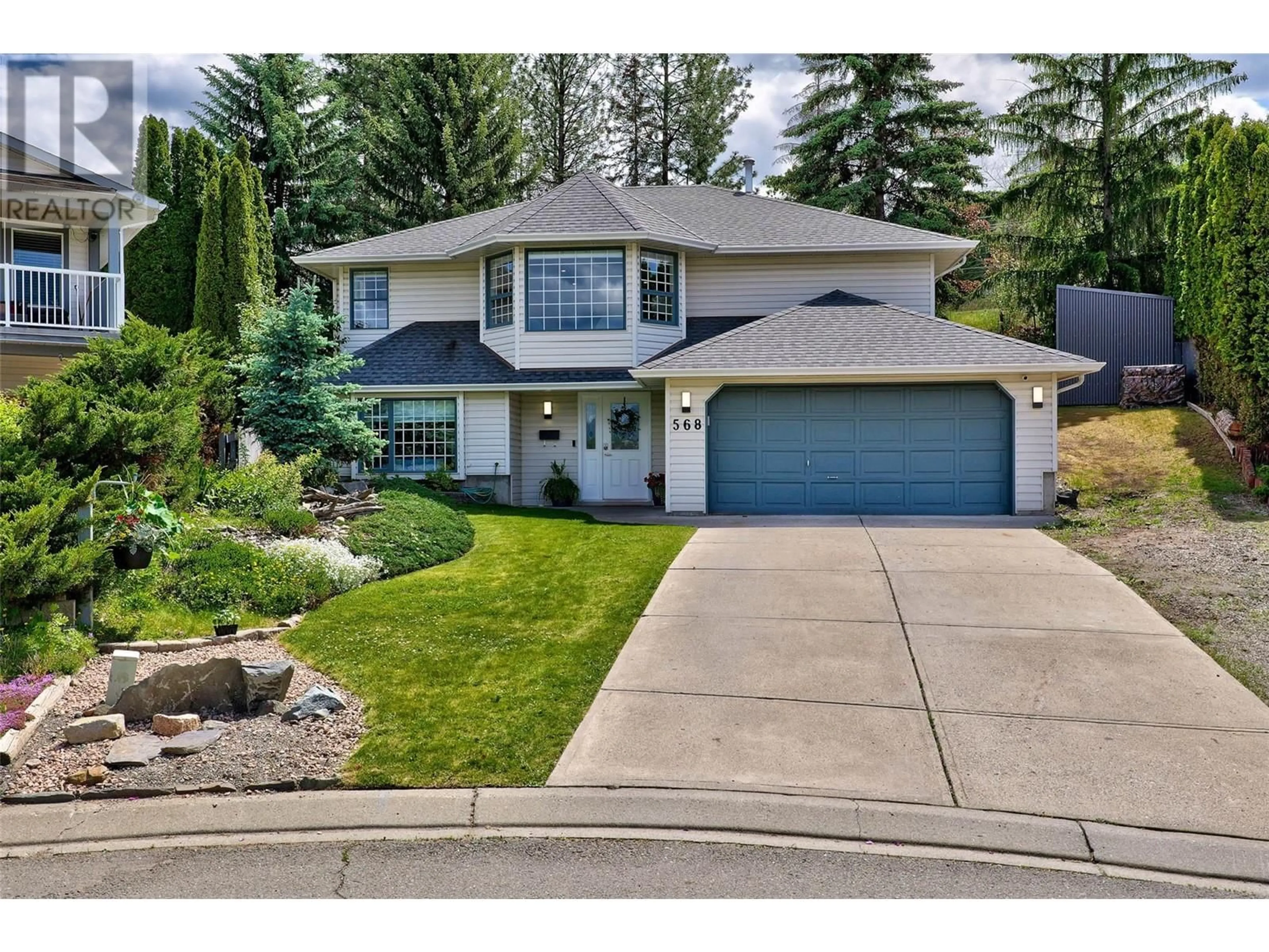 Home with vinyl exterior material, street for 568 CARMEL COURT, Kamloops British Columbia V2E2G3