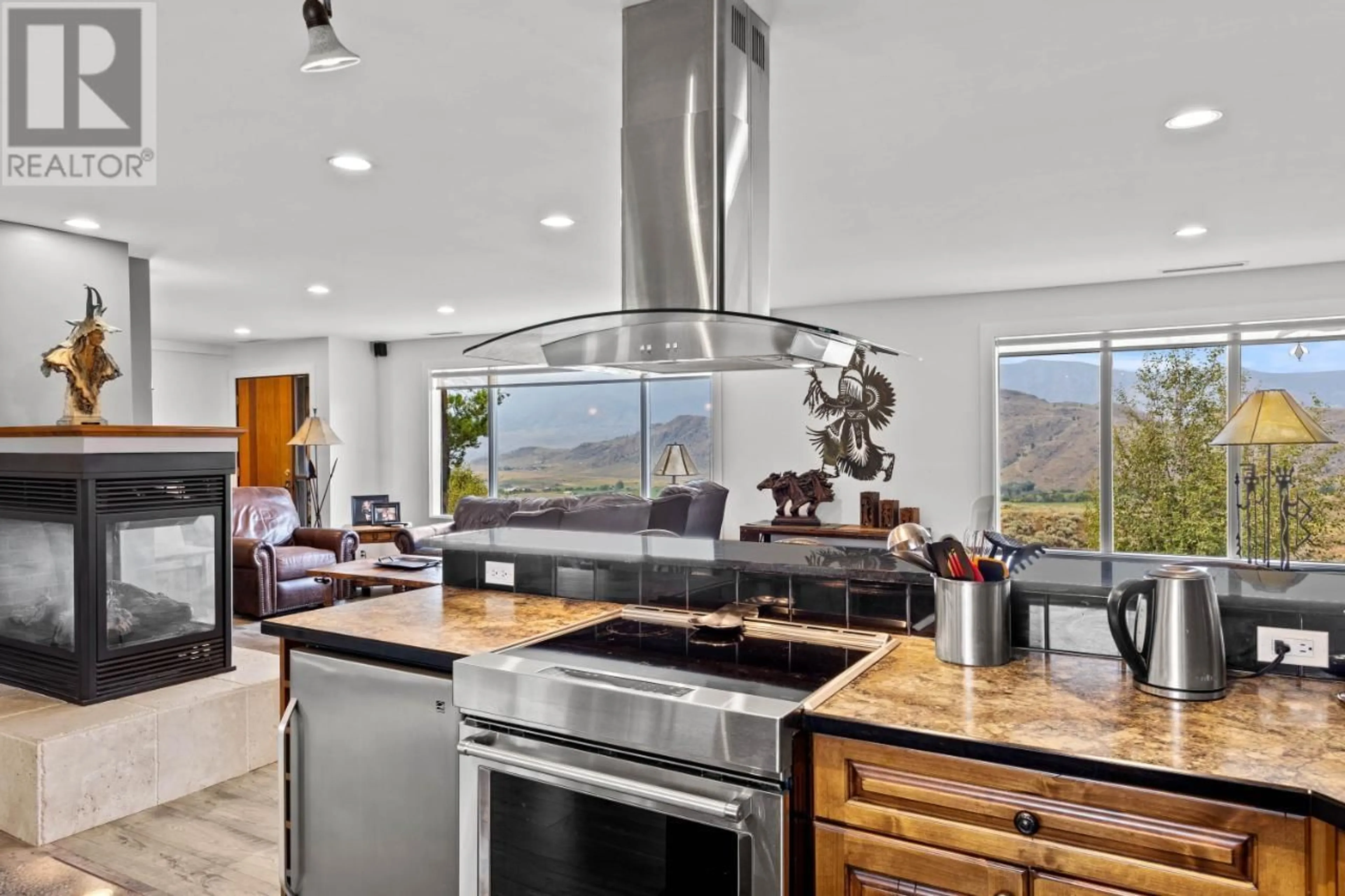 Open concept kitchen, ceramic/tile floor for 5657 BEATON ROAD, Kamloops British Columbia V1S2A4