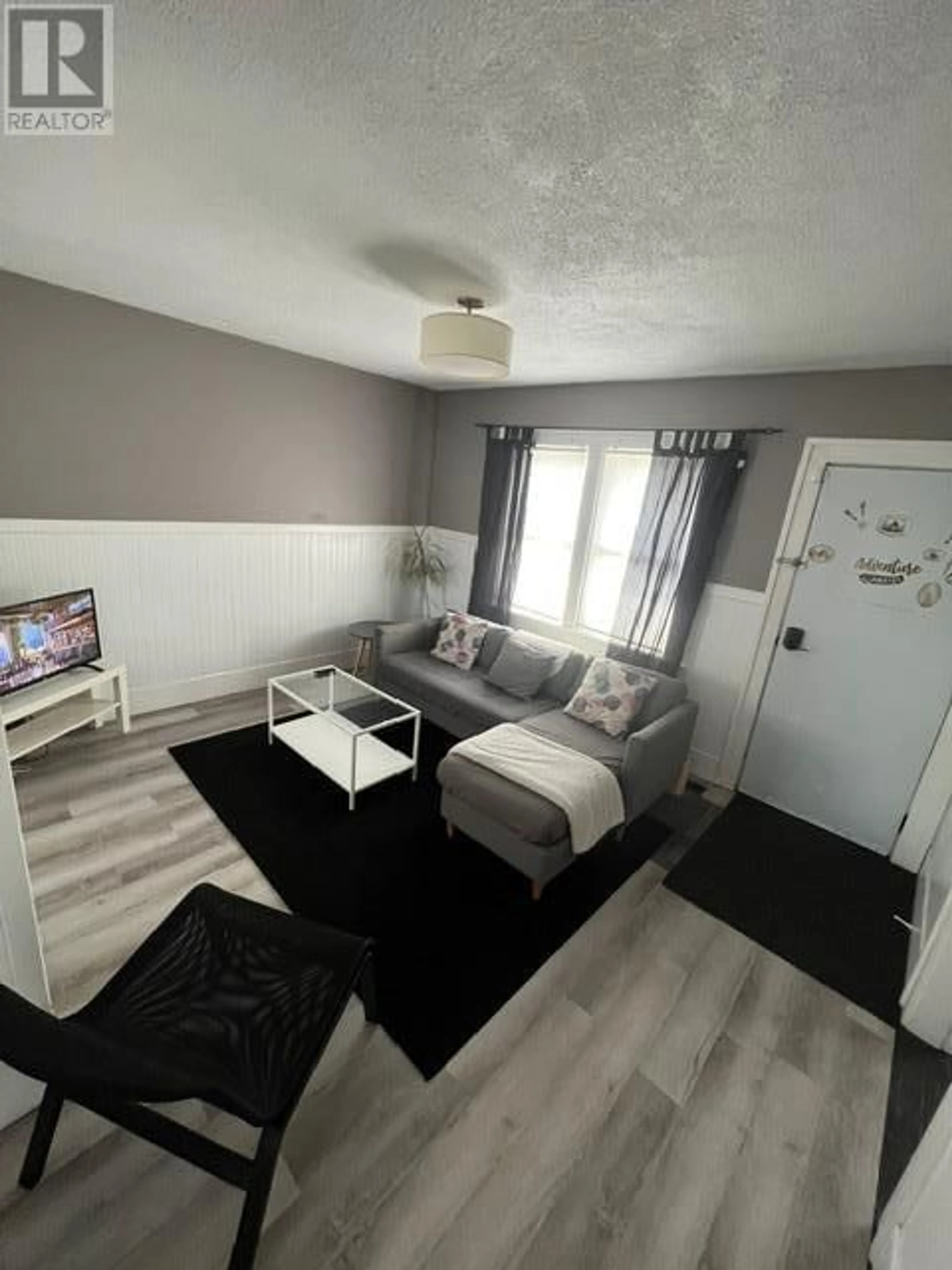 A pic of a room for 432 ROYAL AVENUE, Kamloops British Columbia V2B3P7