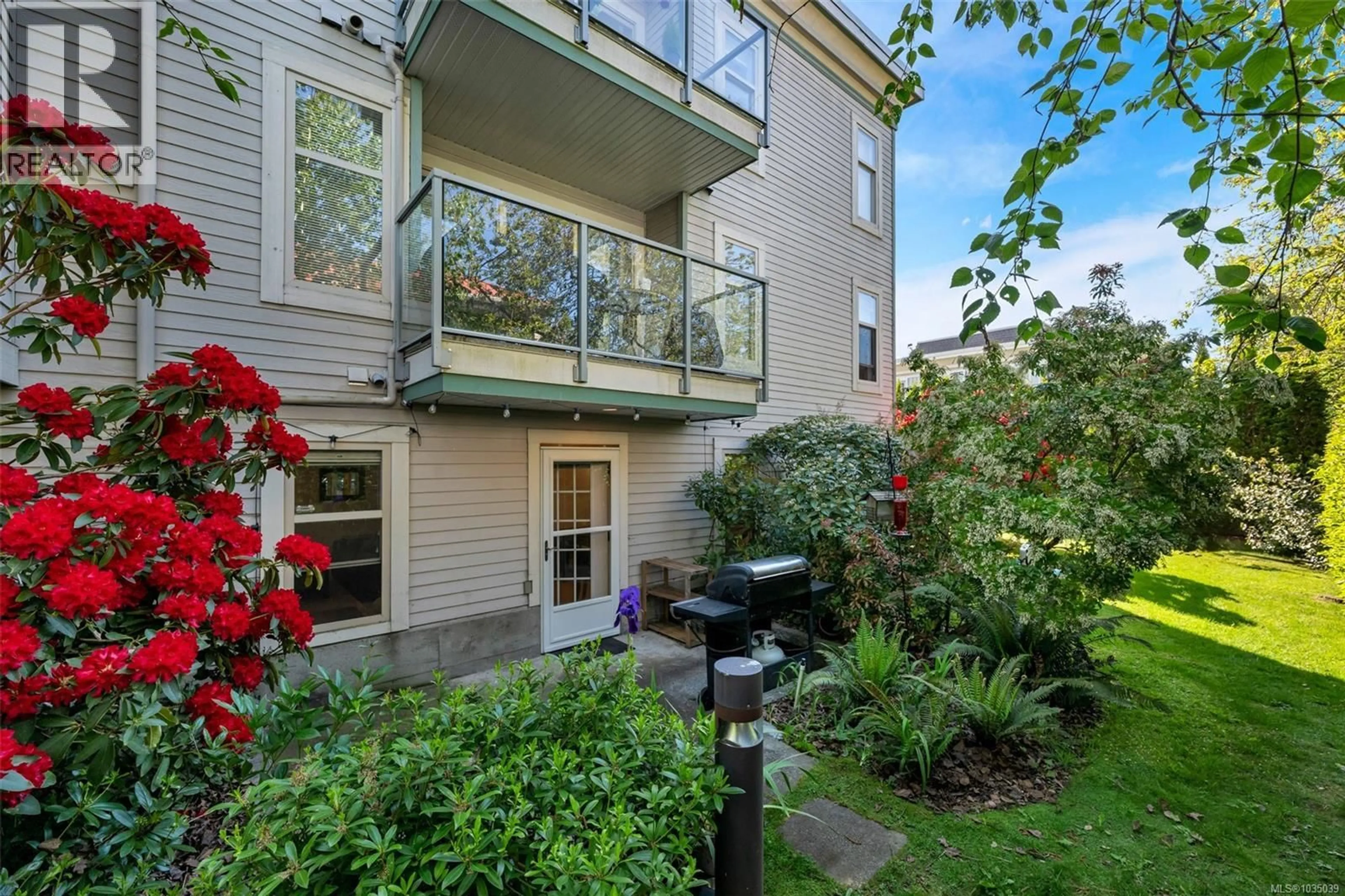 Patio, unknown for 205 - 3160 ALBINA STREET, Saanich British Columbia V9A1Z5