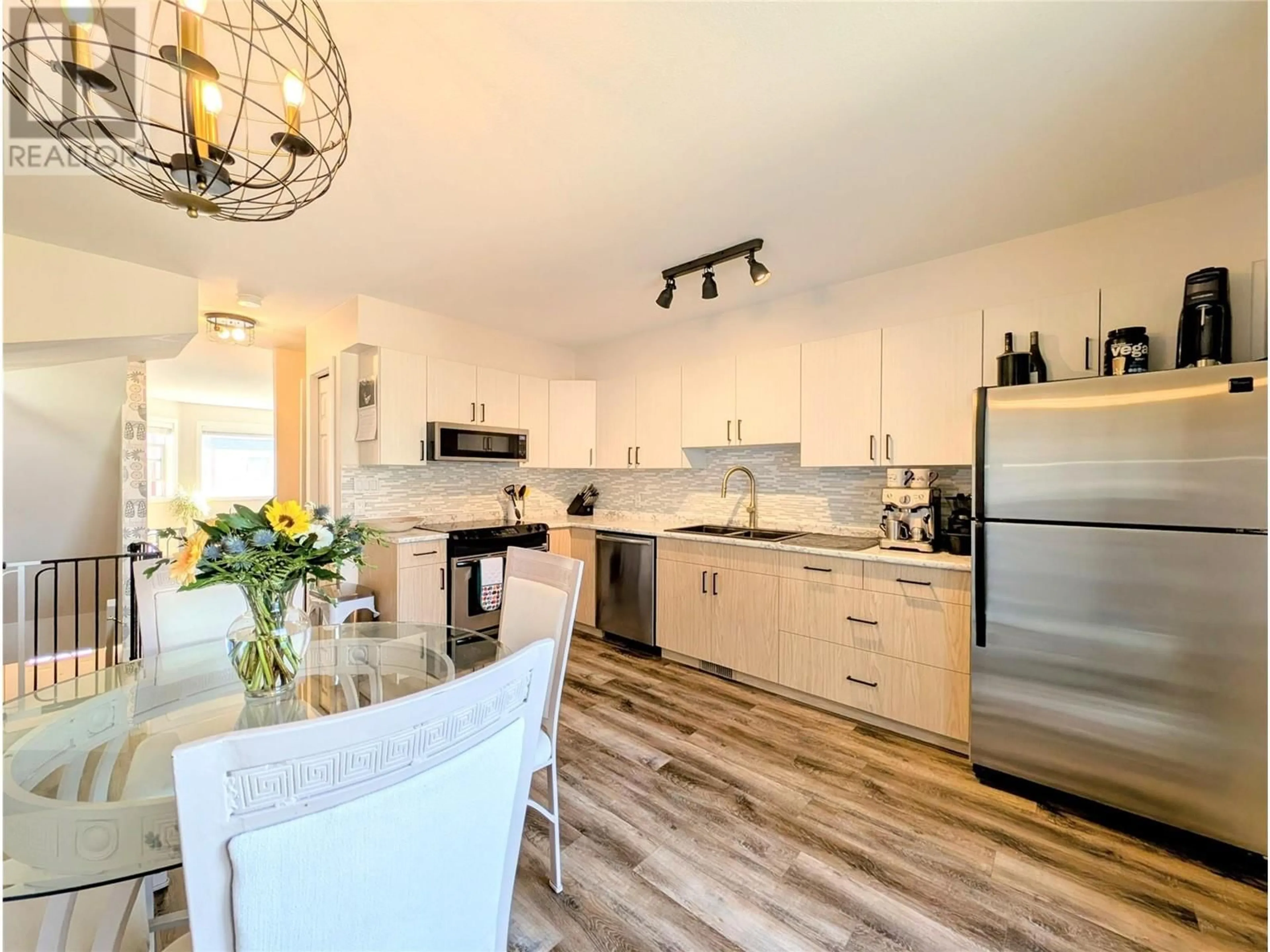 Open concept kitchen, unknown for 704 - 200 BLACK FOREST TRAIL, Invermere British Columbia V0A1K2