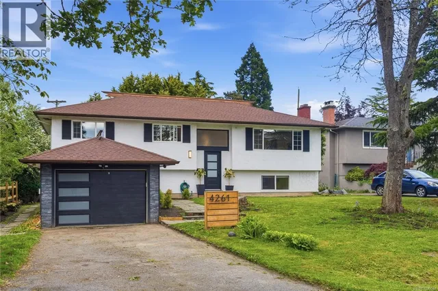 4261 CAREY ROAD, Saanich 2