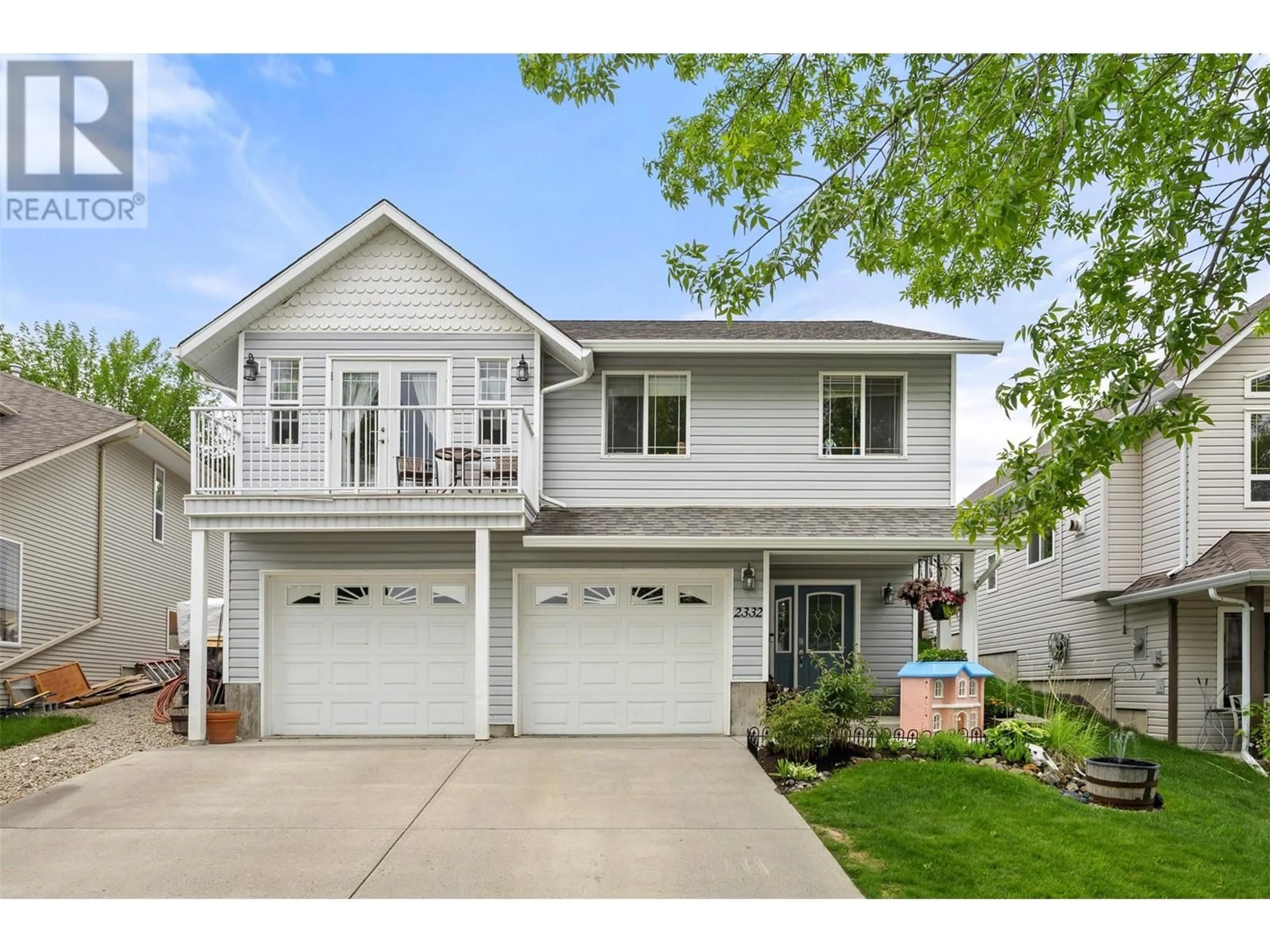 Home with vinyl exterior material, street for 2332 BRAMBLE LANE, Kamloops British Columbia V1S1Y6