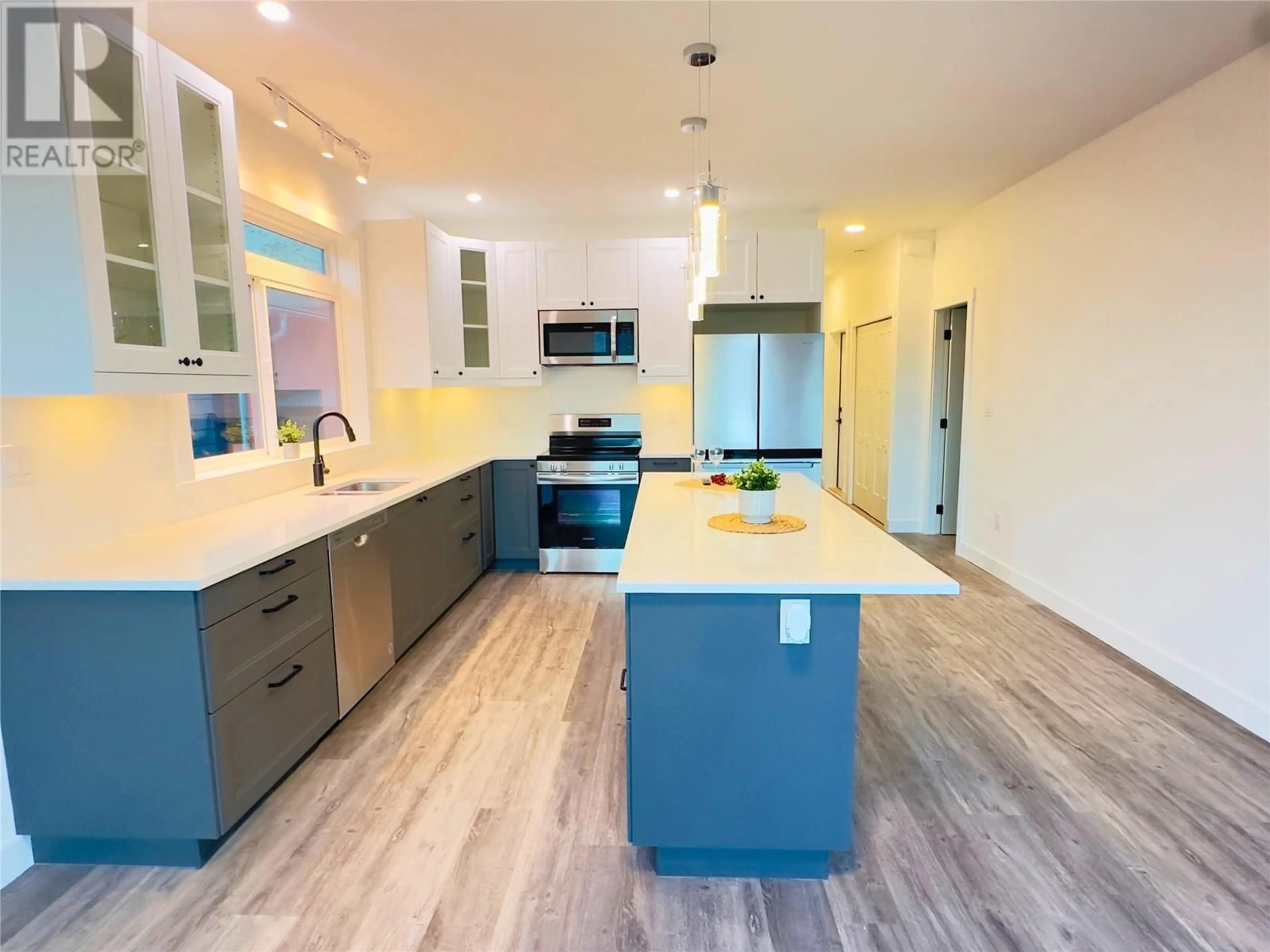 Open concept kitchen, unknown for 1257 COPPER ROAD, Oliver British Columbia V0H1T5