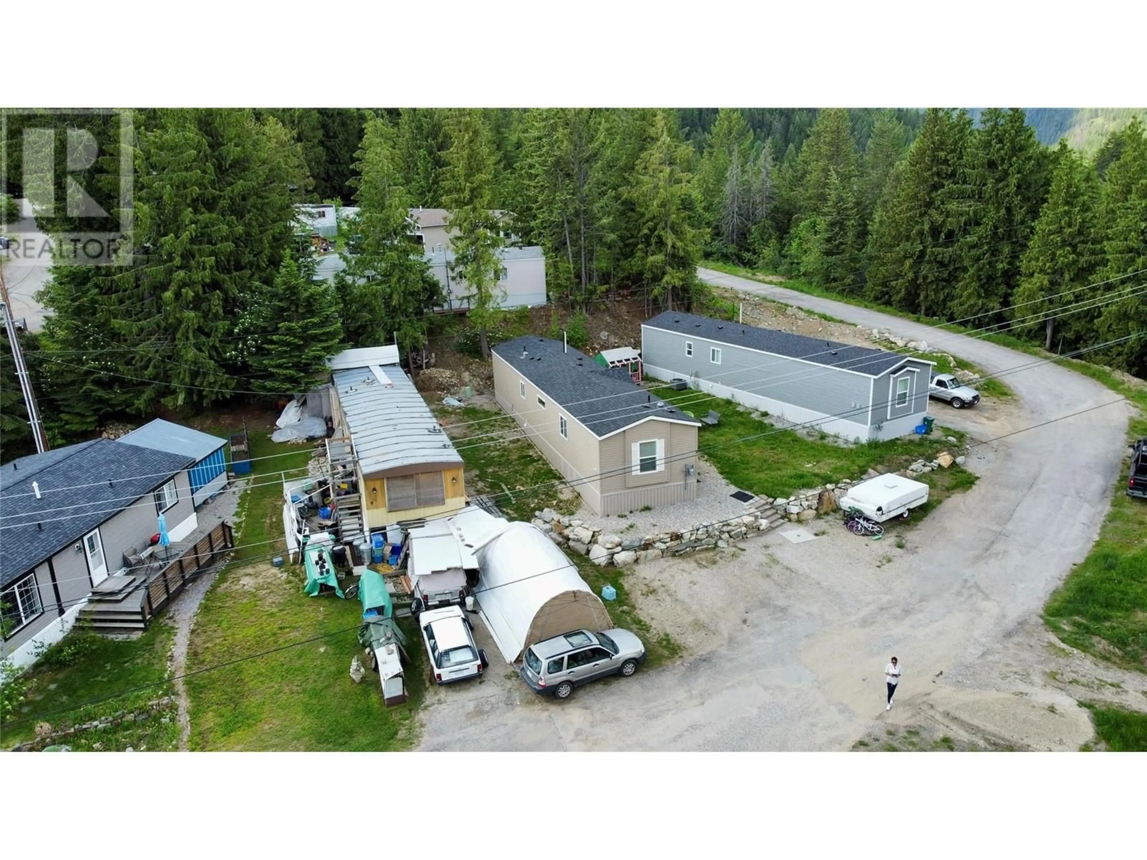 A pic from outside/outdoor area/front of a property/back of a property/a pic from drone, unknown for 8 - 891 MONTE VISTA DRIVE, Rossland British Columbia V0G1Y0