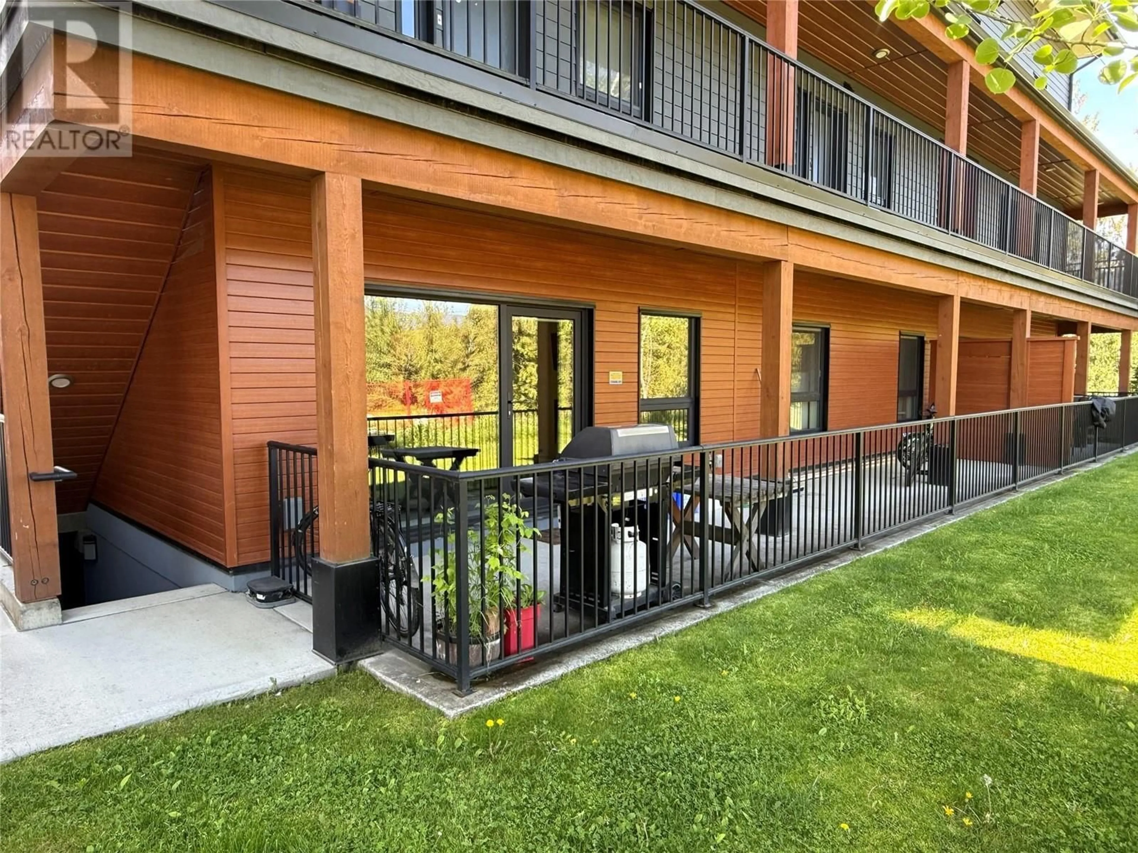 Patio, unknown for 2100 - 1901 NELS NELSON CRESCENT, Revelstoke British Columbia V0E2S3