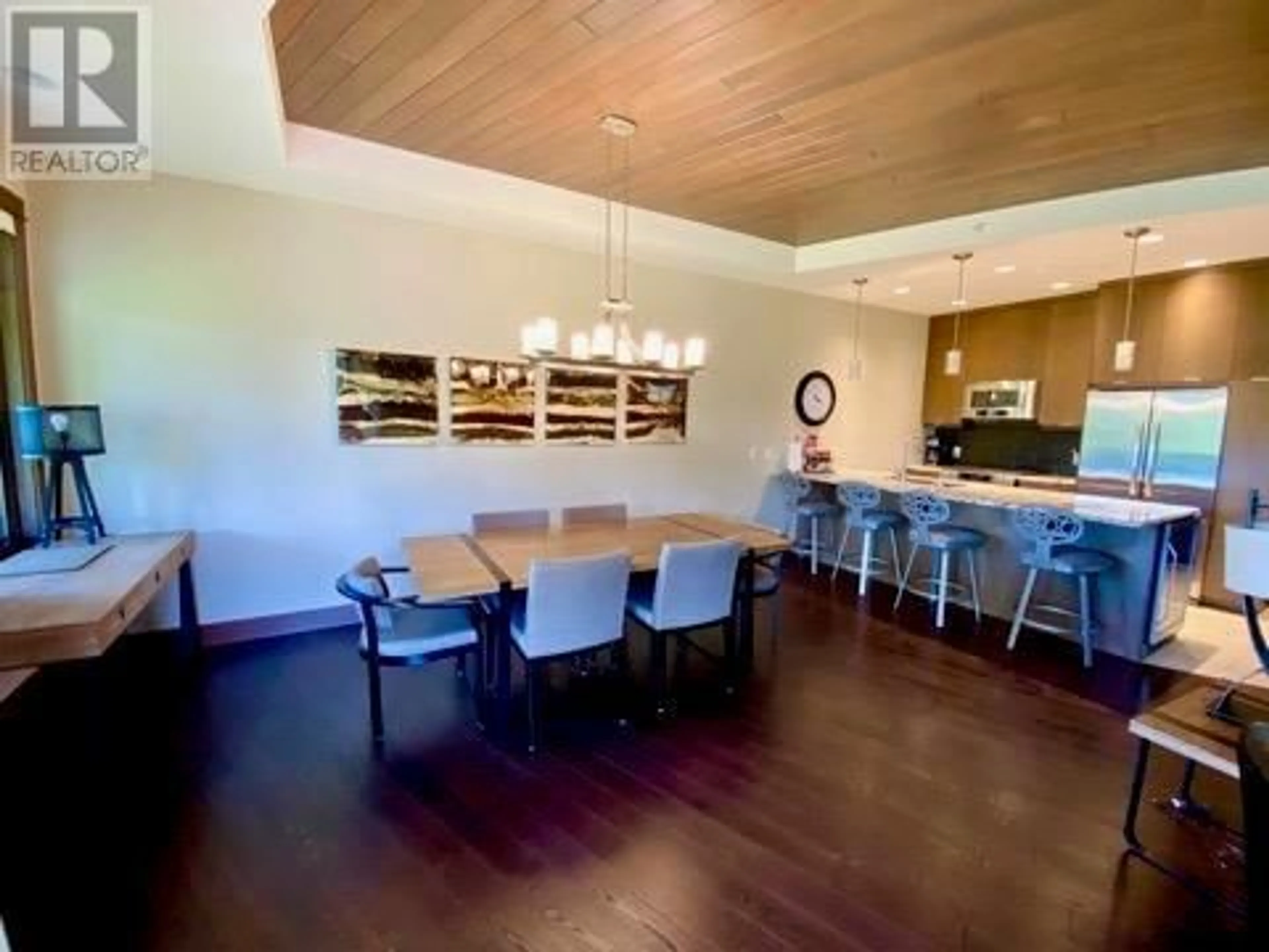 Dining room, wood/laminate floor for 4G - 101 DORMIE DRIVE, Vernon British Columbia V1H1Y6
