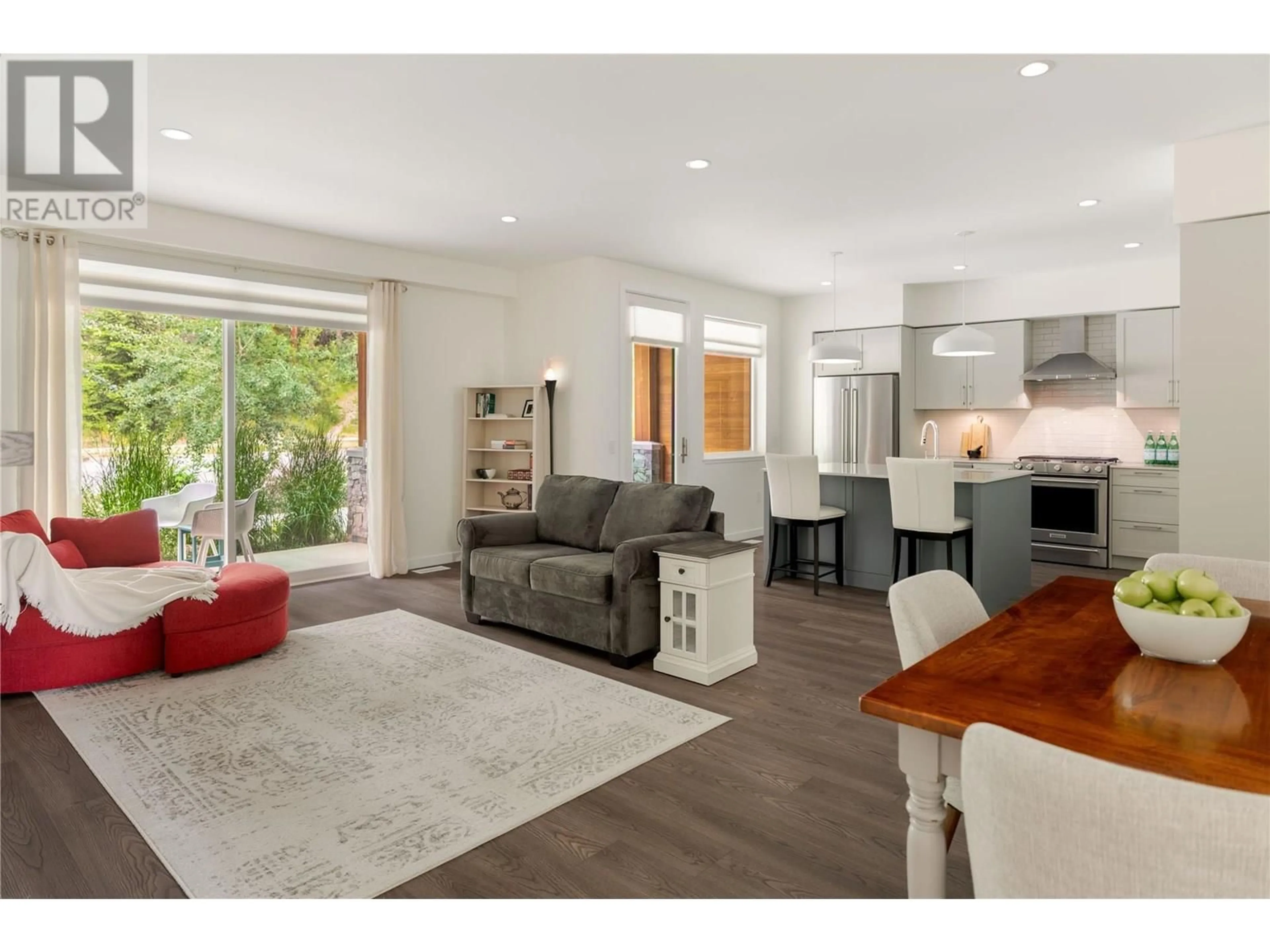 Open concept kitchen, unknown for 23 - 1979 COUNTRY CLUB DRIVE, Kelowna British Columbia V1V2M6