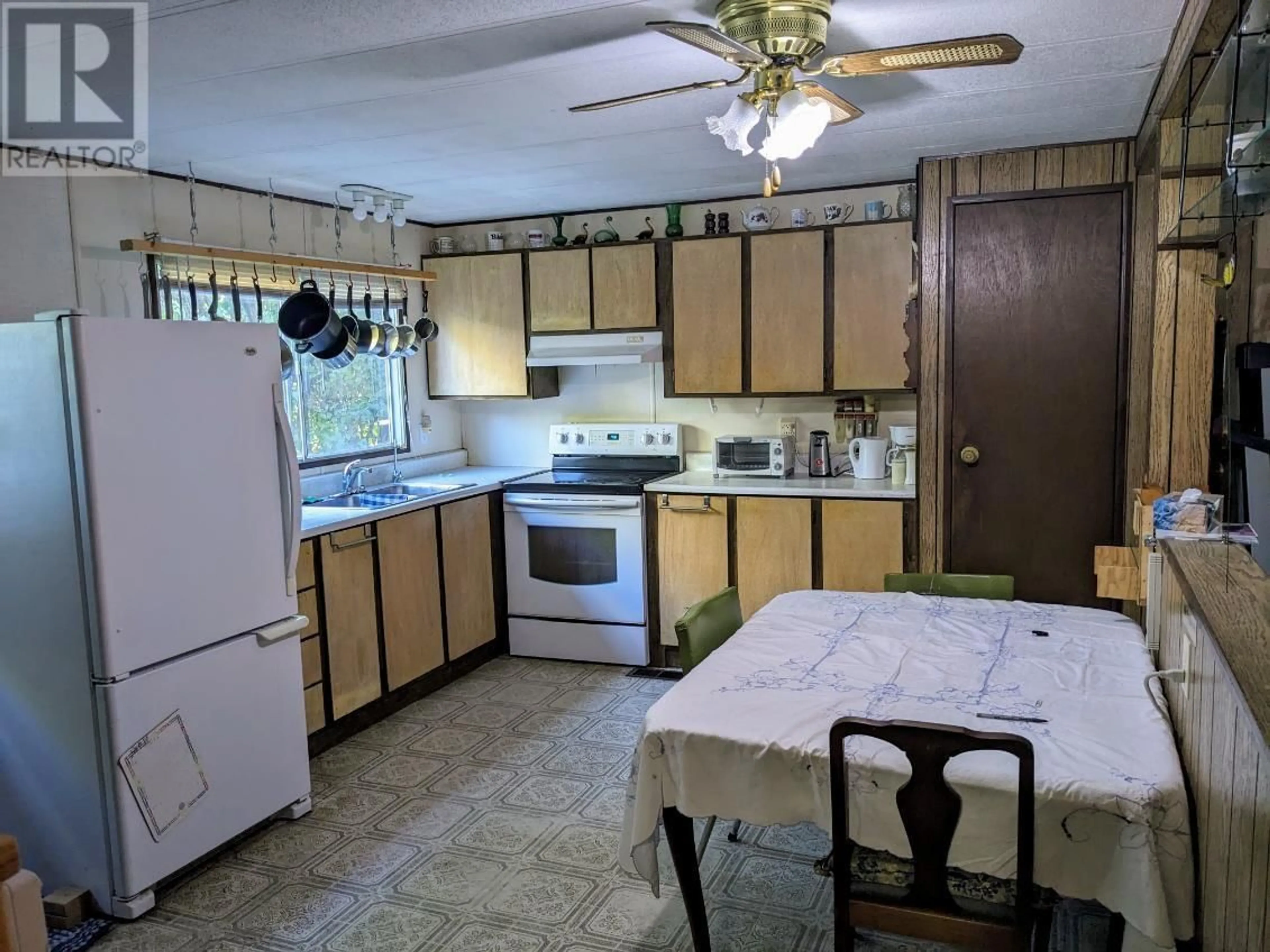 Standard kitchen, unknown for 1300 46 AVENUE, Vernon British Columbia V1T3P2