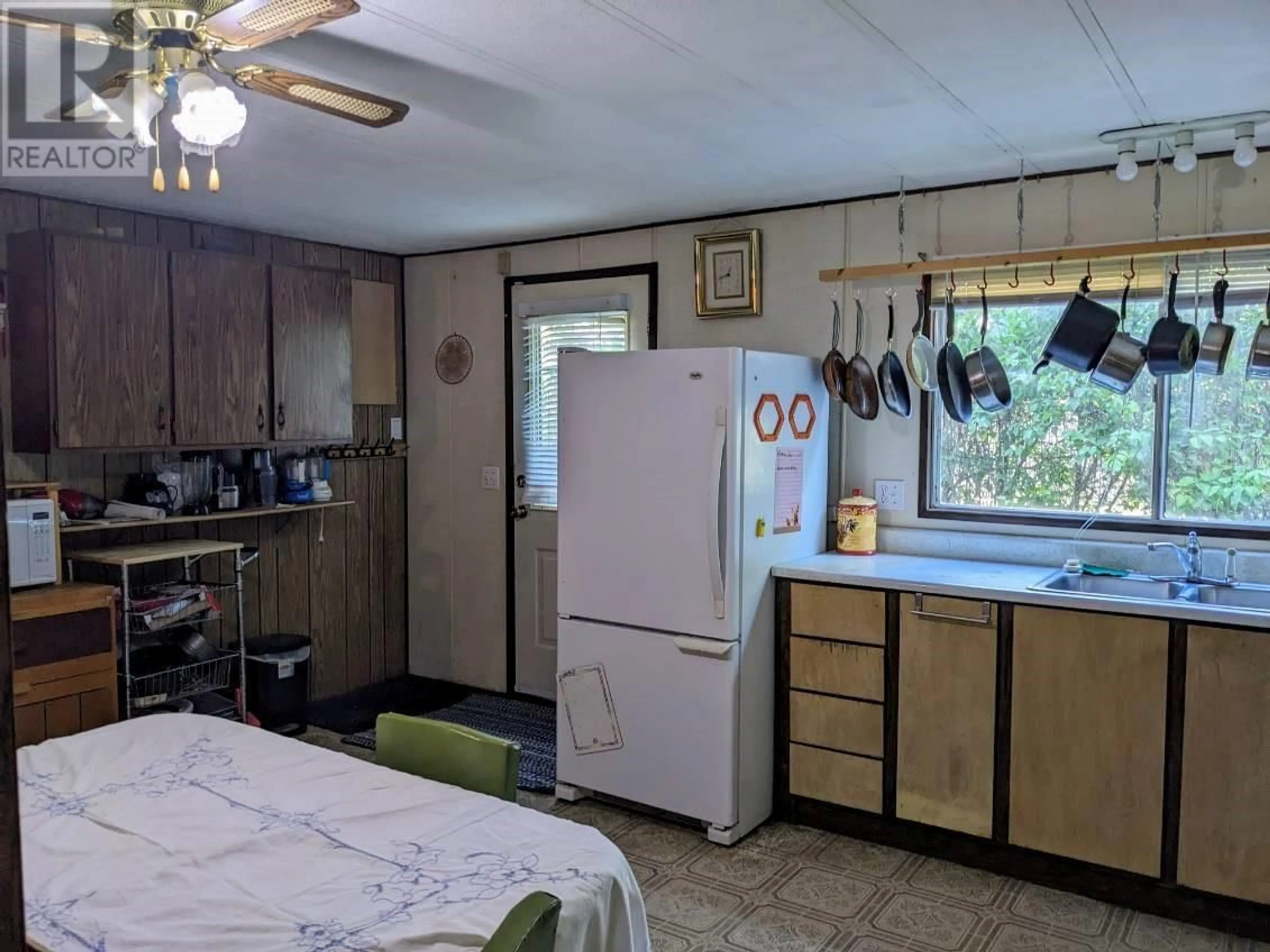 Standard kitchen, unknown for 1300 46 AVENUE, Vernon British Columbia V1T3P2