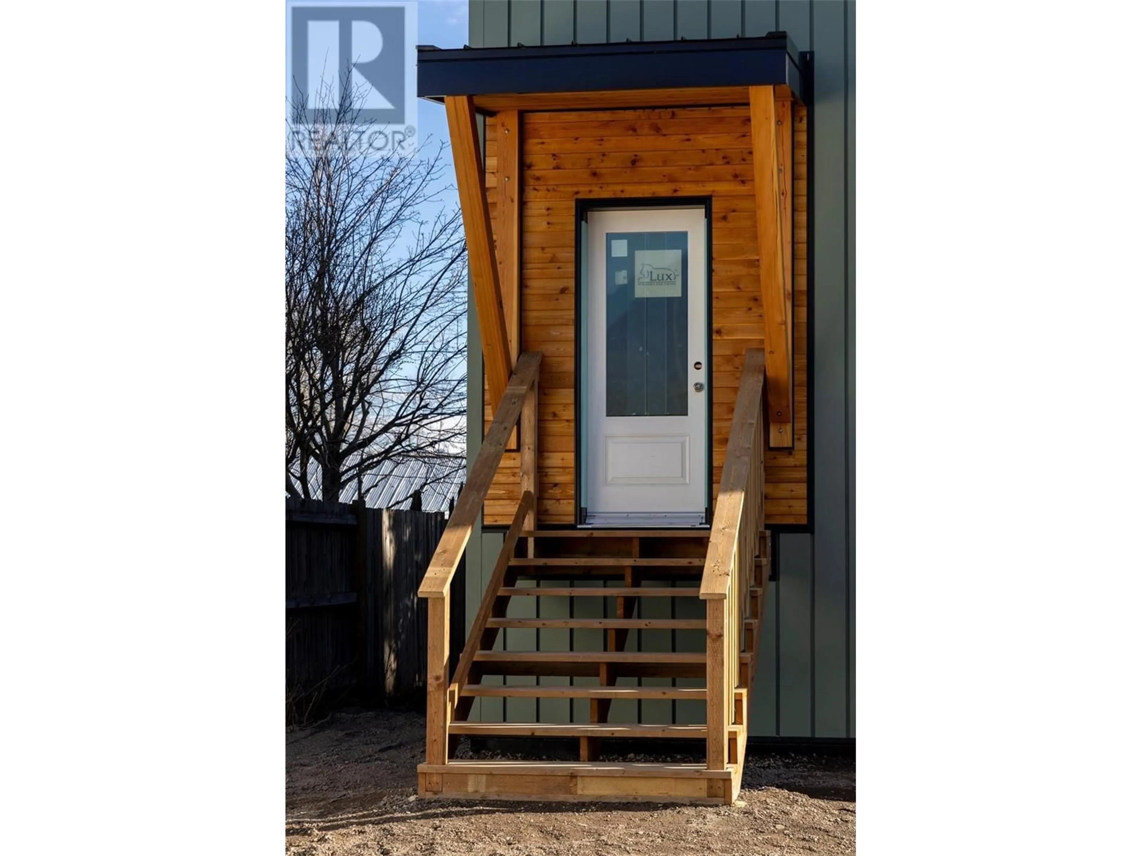 Indoor entryway for 1170 MCDONALD AVENUE, Fernie British Columbia V0B1M1