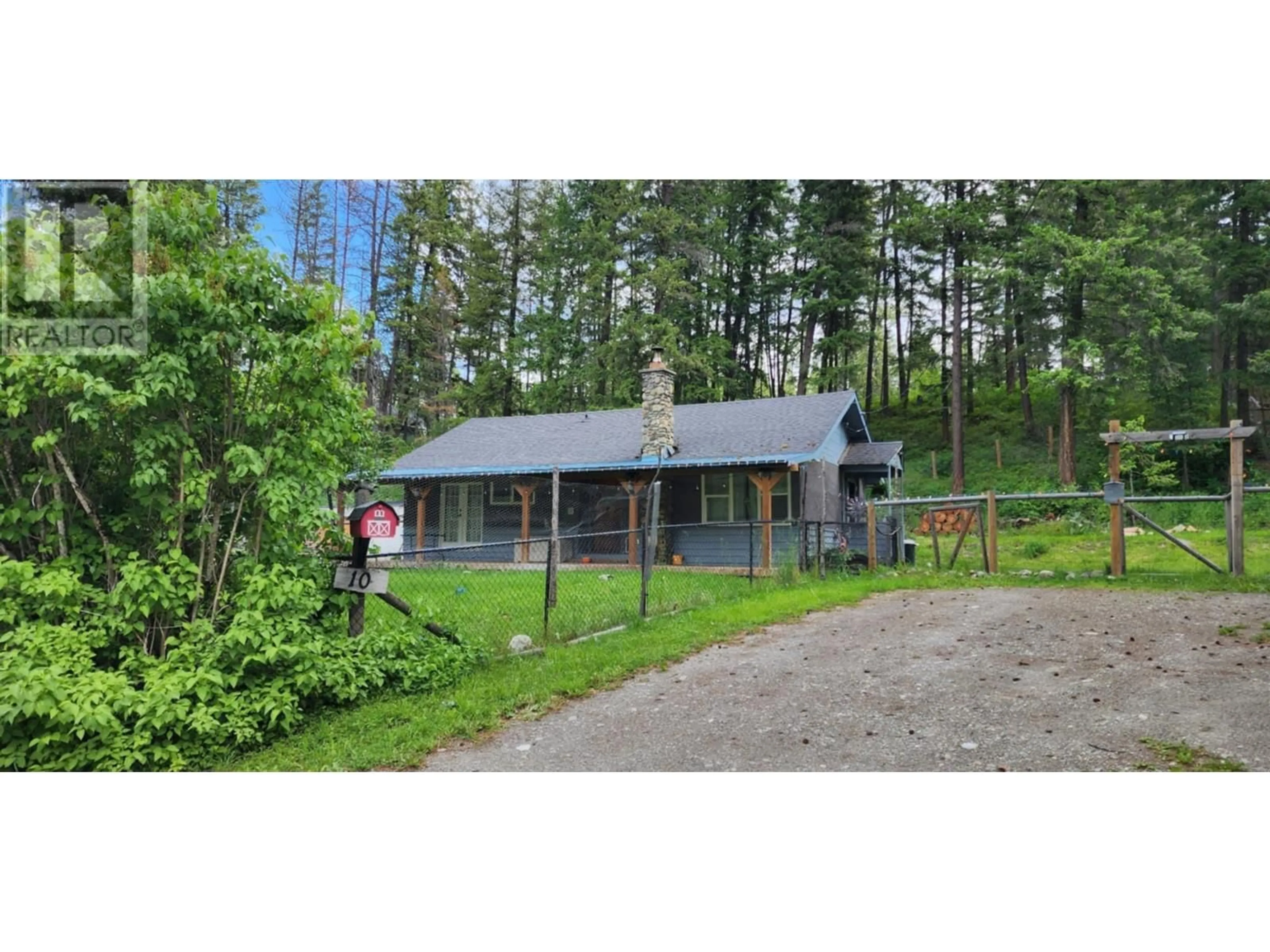 A pic from outside/outdoor area/front of a property/back of a property/a pic from drone, unknown for 10 CHOUINARD ROAD, Cherryville British Columbia V0E2G3