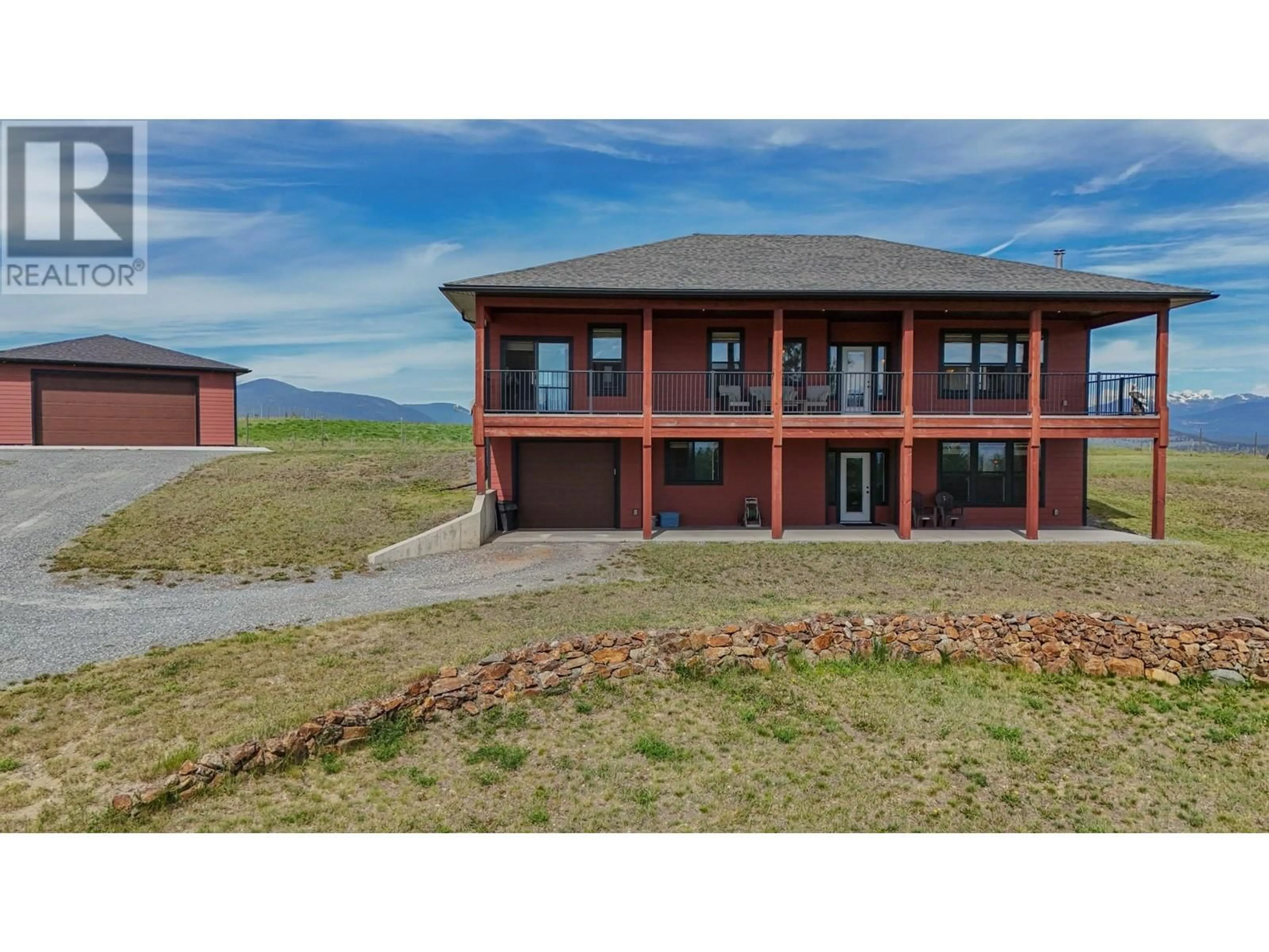 A pic from outside/outdoor area/front of a property/back of a property/a pic from drone, building for 9693 CLEARVIEW ROAD, Cranbrook British Columbia V1C7E2