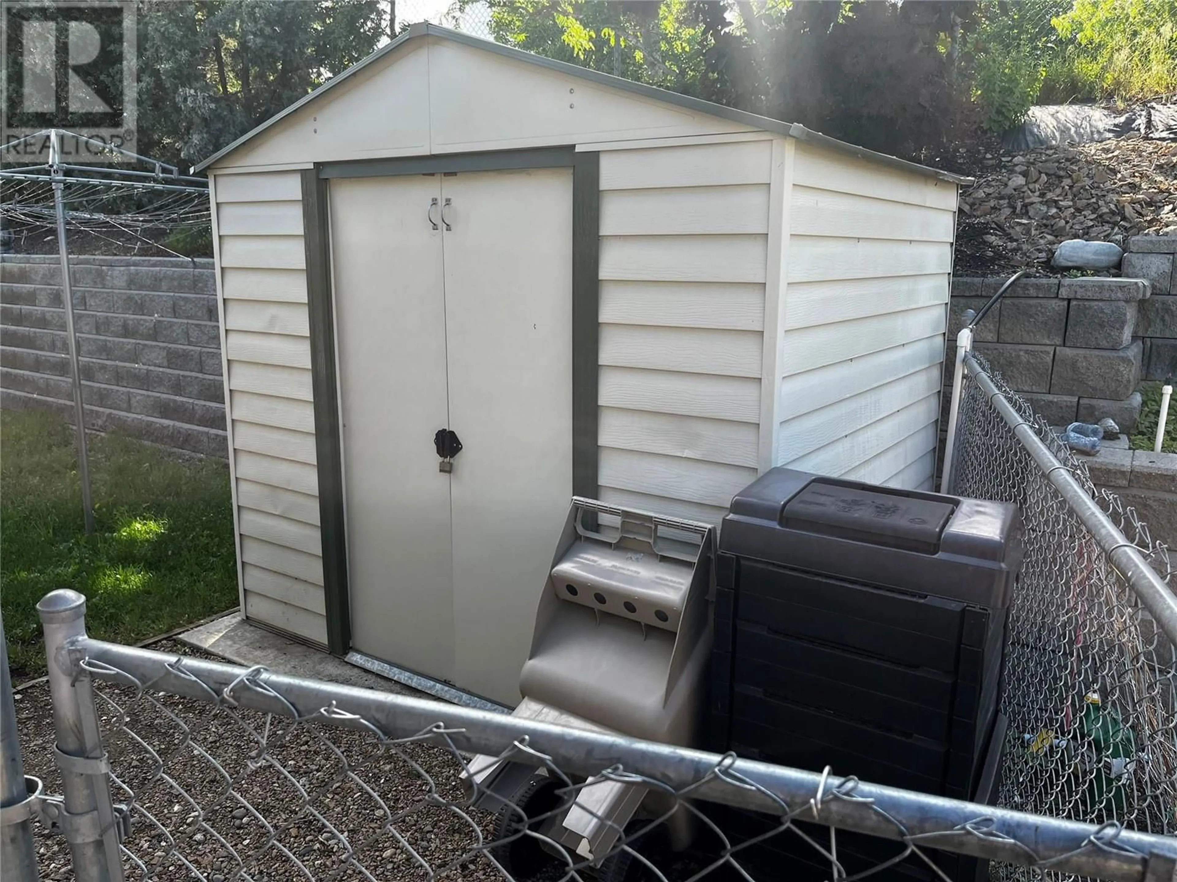 Shed for 6108 SAINT MARTIN PLACE, Oliver British Columbia V0H1T0