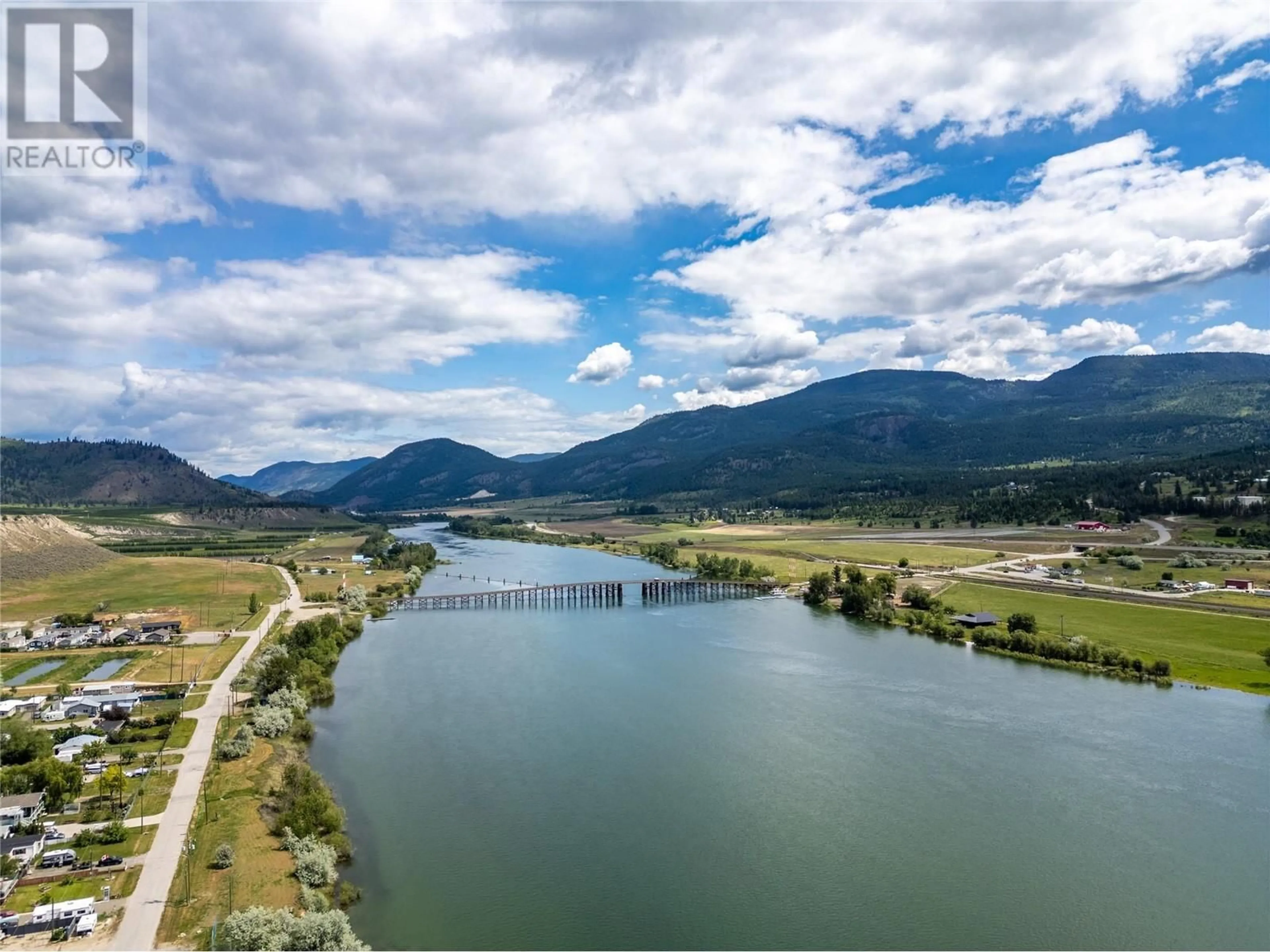 A pic from outside/outdoor area/front of a property/back of a property/a pic from drone, water/lake/river/ocean view for 1324 BOSTOCK CRESCENT, Kamloops British Columbia V0E2P0