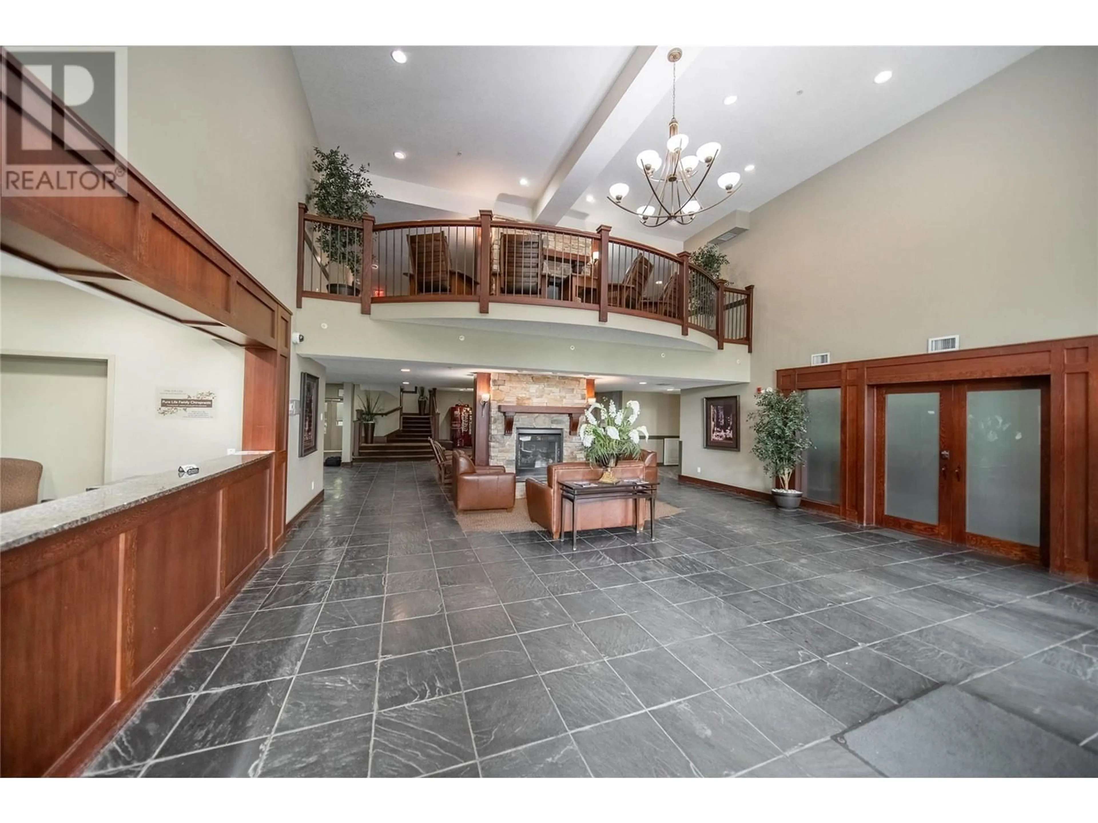 Lobby for 221 - 1500 MCDONALD AVENUE, Fernie British Columbia V0B1M0