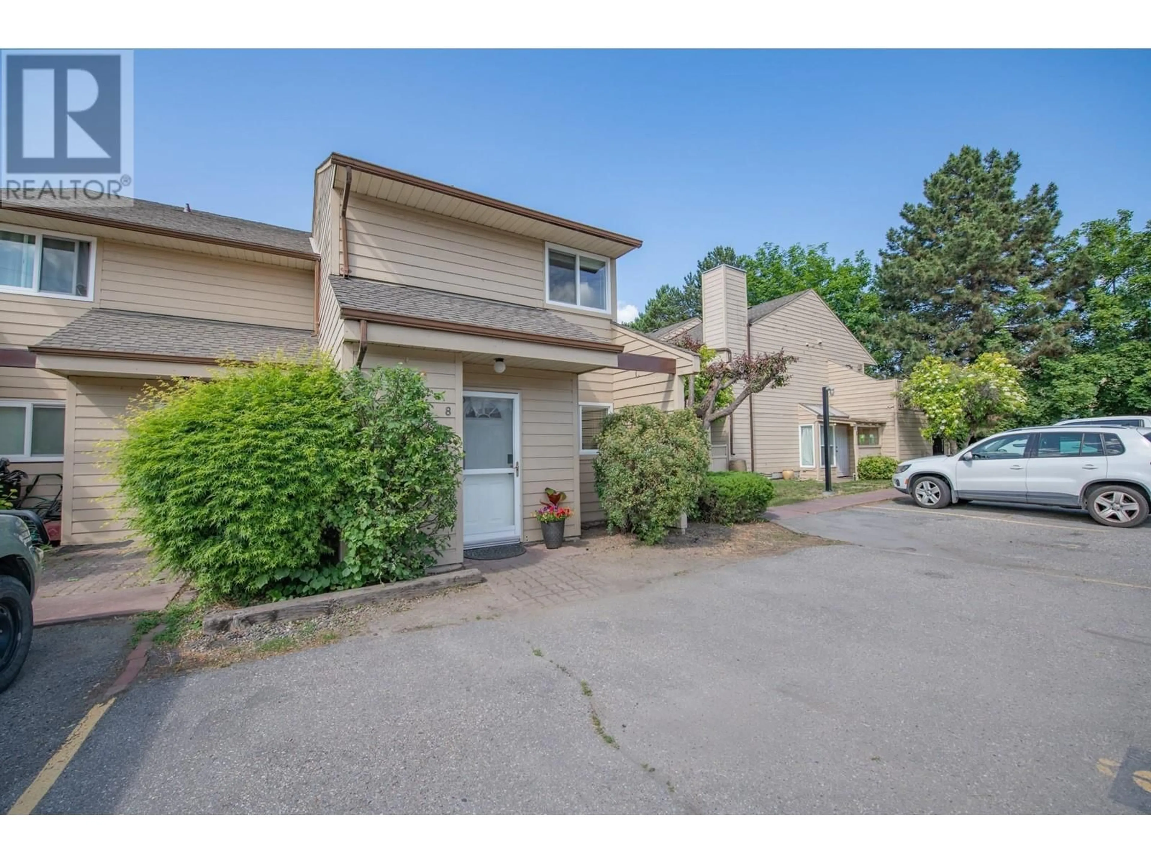 Unknown for 8 - 5300 25 AVENUE, Vernon British Columbia V1T6R4