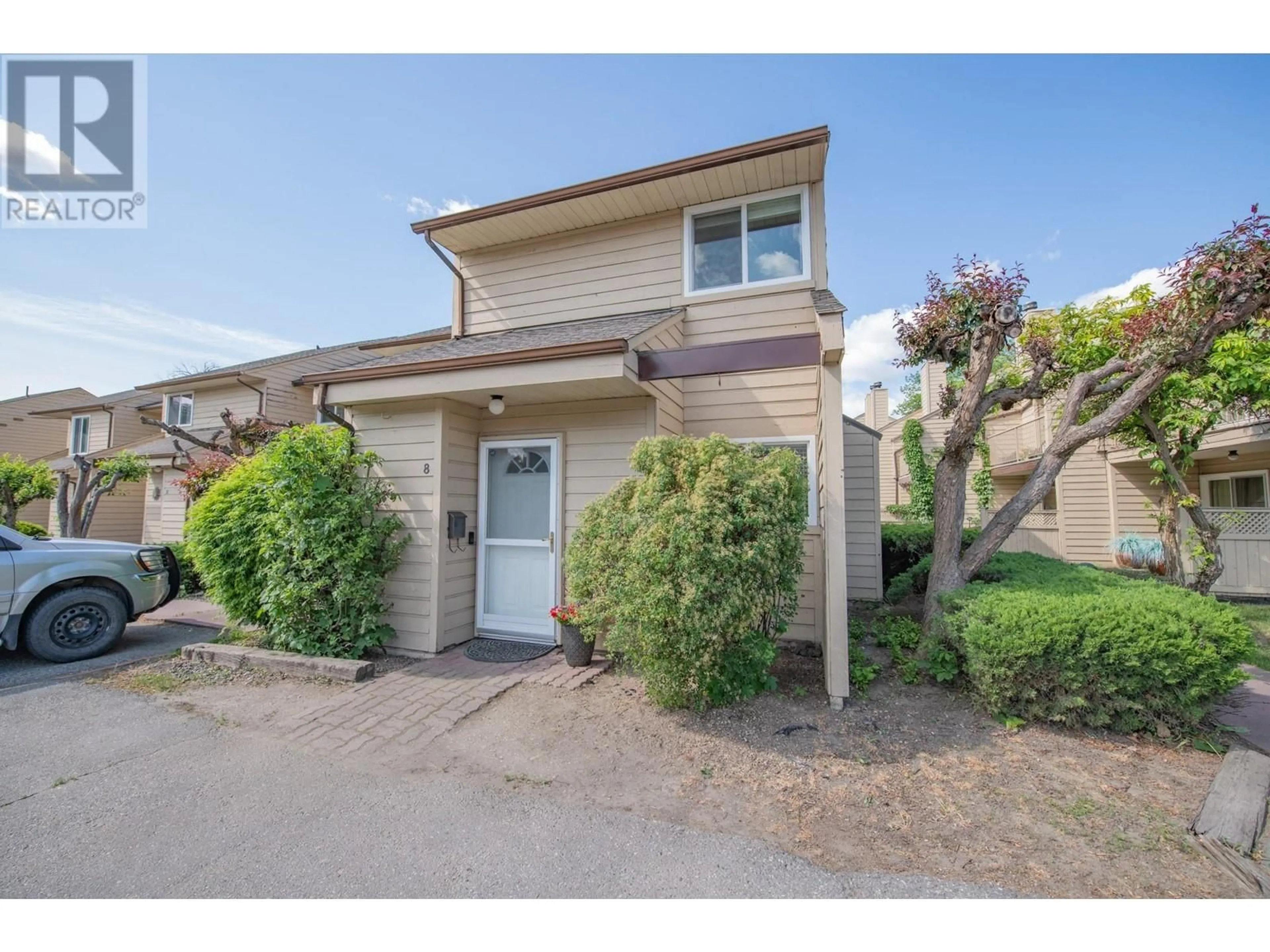 Unknown for 8 - 5300 25 AVENUE, Vernon British Columbia V1T6R4