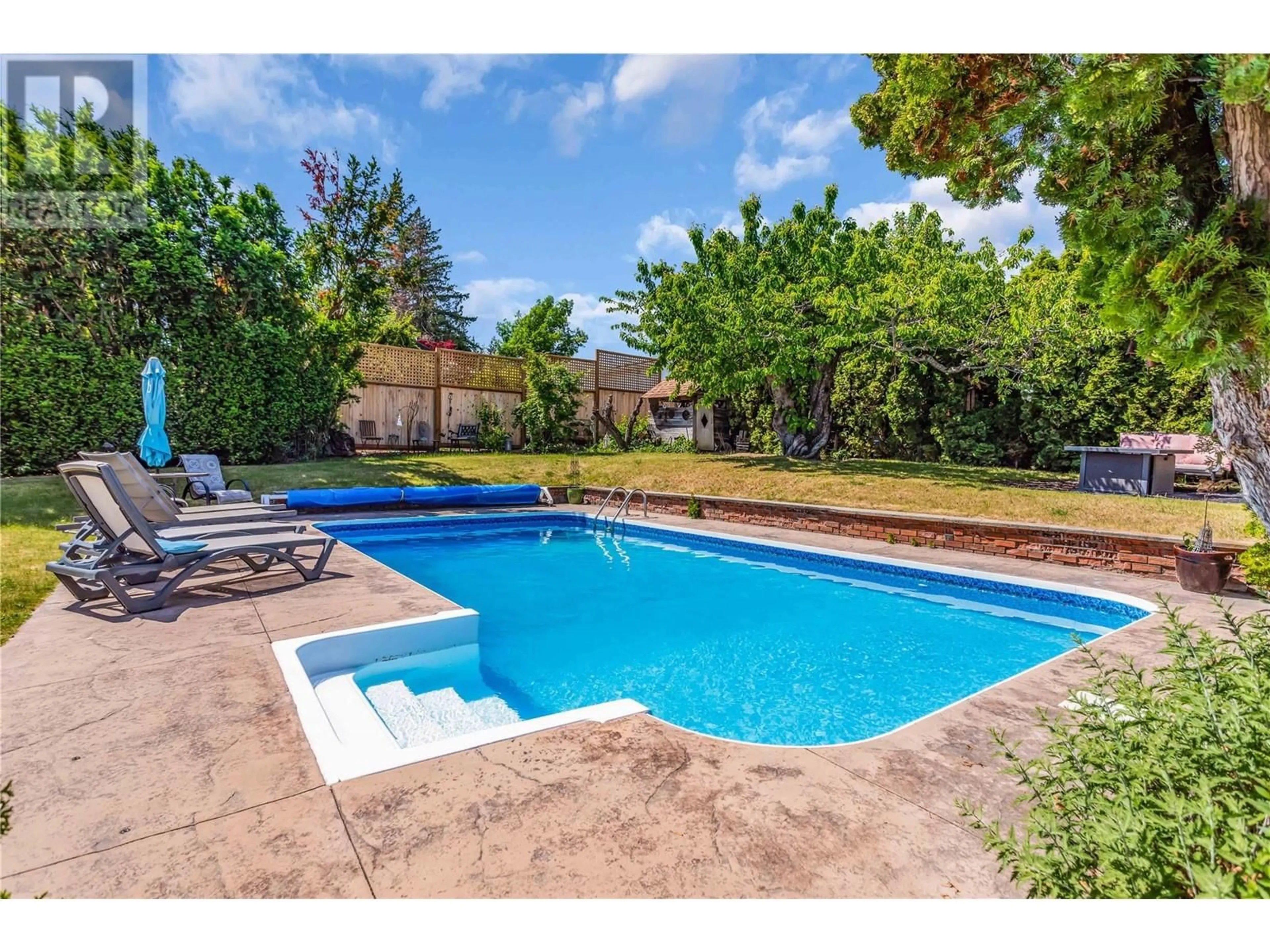 Pool for 2370 THACKER DRIVE, West Kelowna British Columbia V1Z1V8
