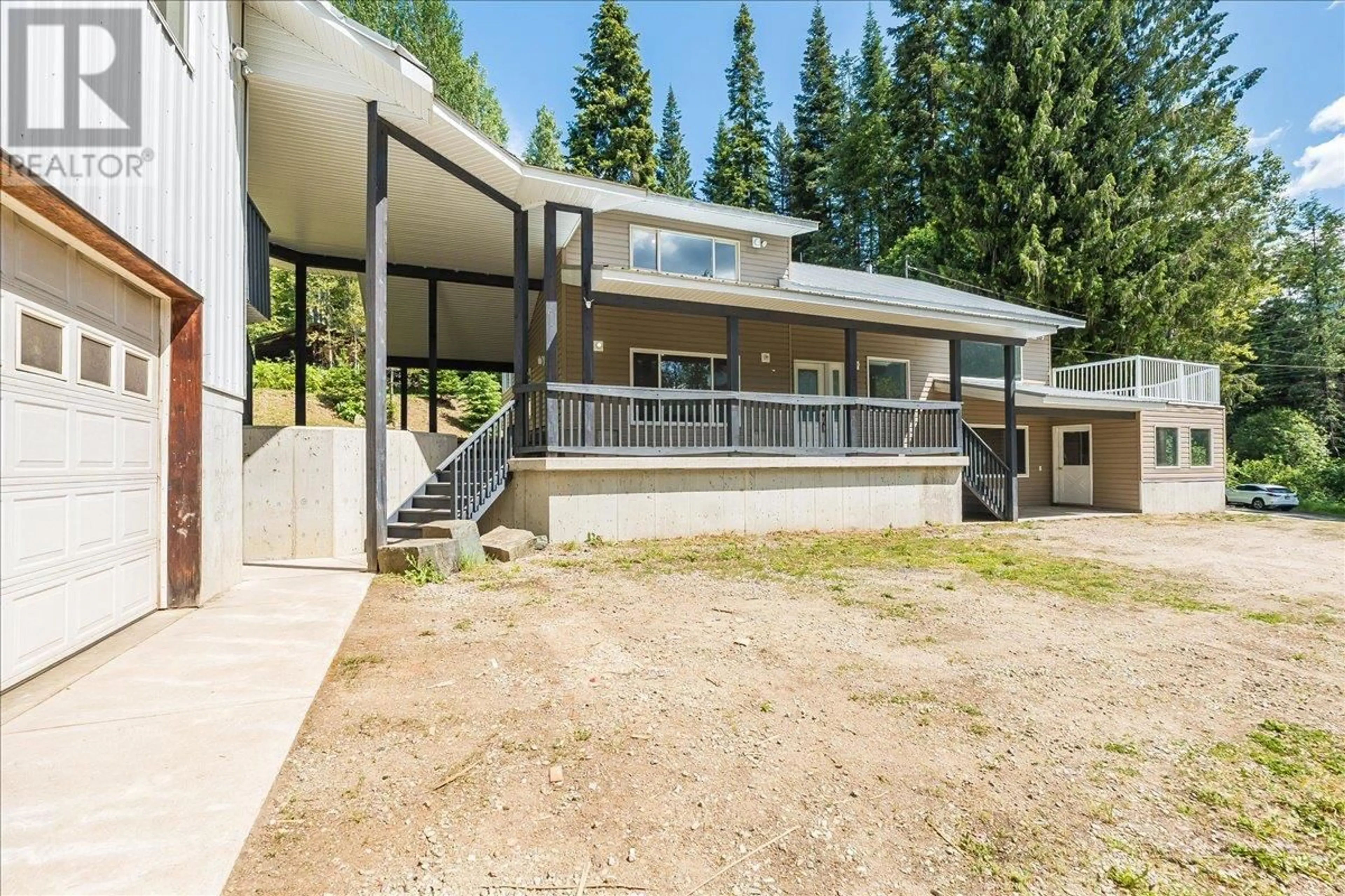 A pic from outside/outdoor area/front of a property/back of a property/a pic from drone, mountain view for 5270 CALLBECK ROAD, Nelson British Columbia V1L6N2