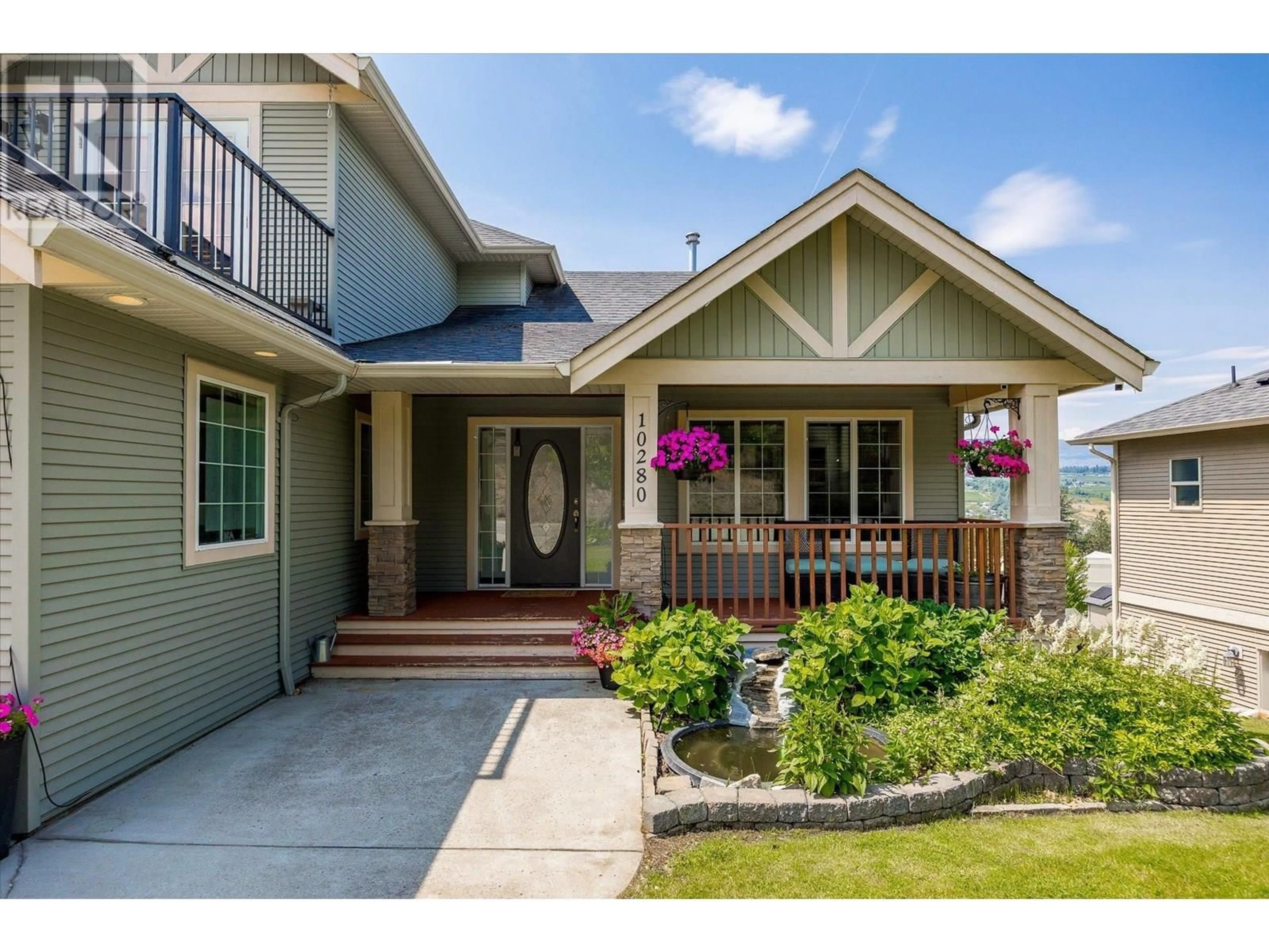 Home with vinyl exterior material, street for 10280 TERESA ROAD, Lake Country British Columbia V4V2N6