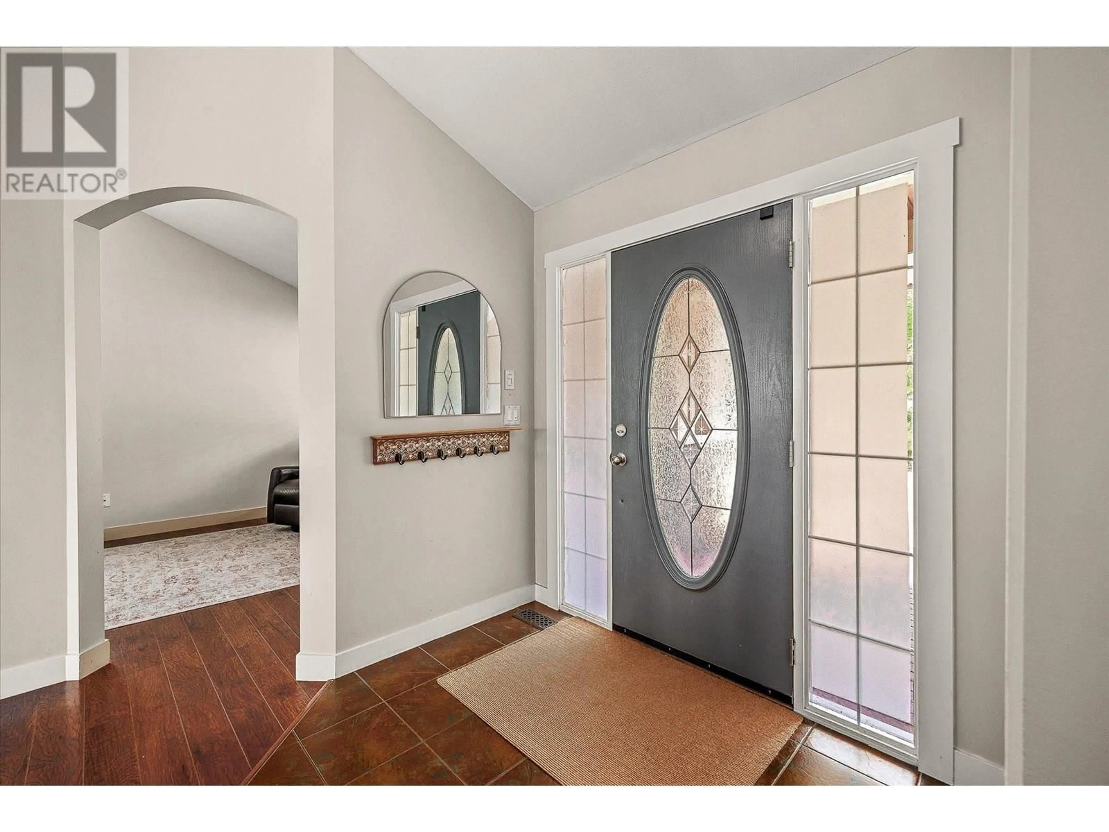 Indoor entryway for 10280 TERESA ROAD, Lake Country British Columbia V4V2N6