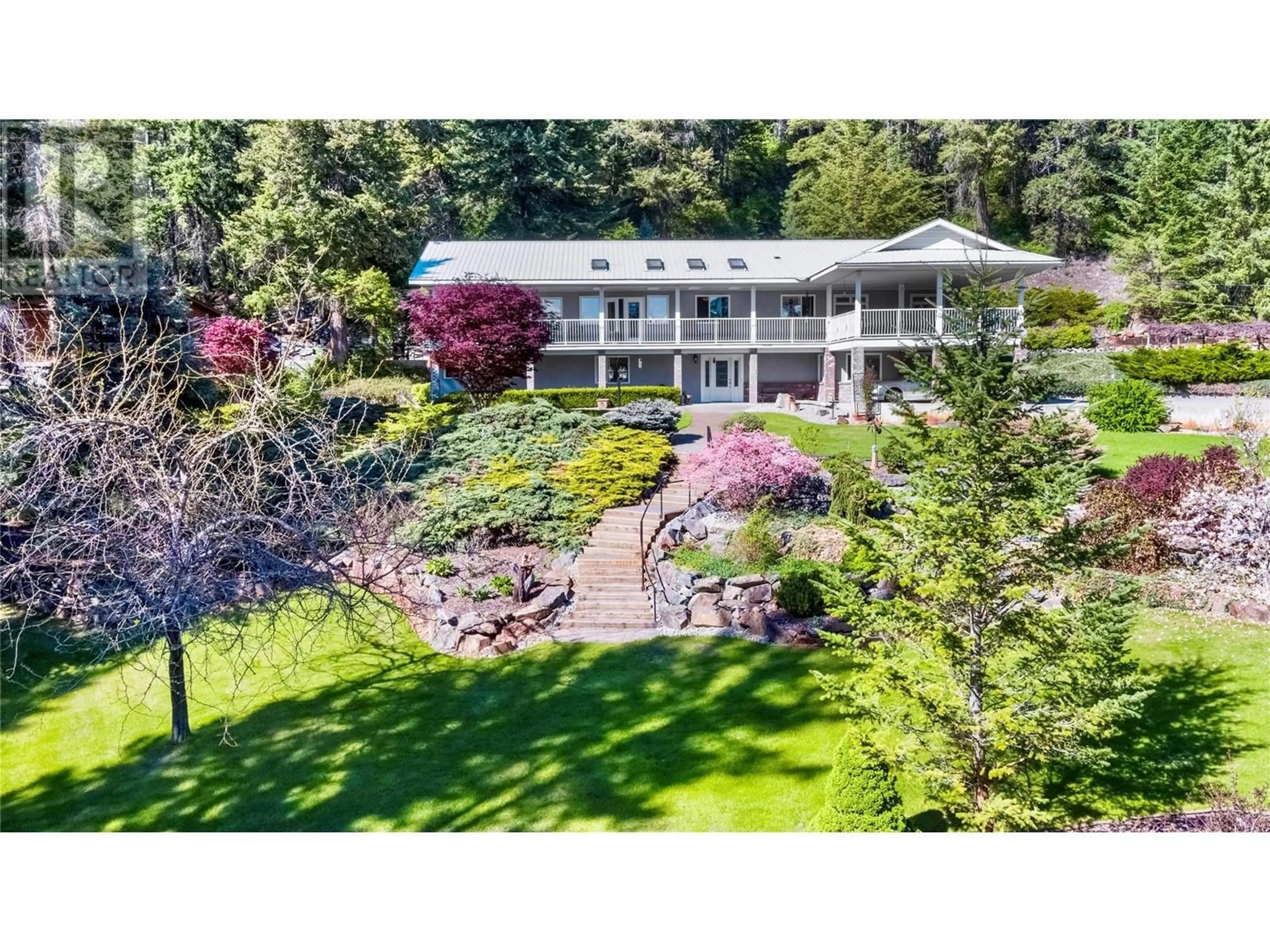 A pic from outside/outdoor area/front of a property/back of a property/a pic from drone, water/lake/river/ocean view for 3855 TURNER ROAD, Tappen British Columbia V0E2X1