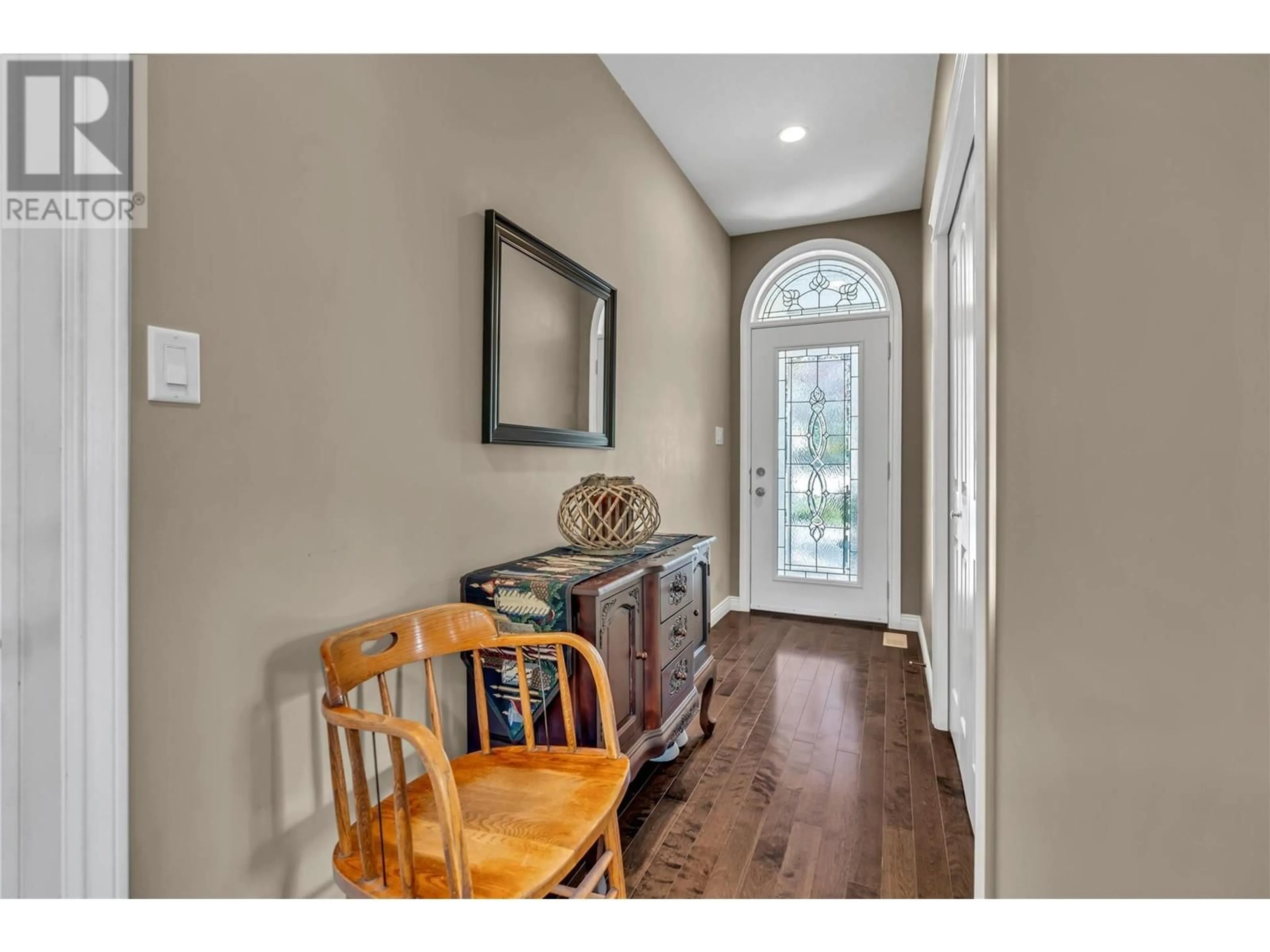 Indoor entryway for 434 EASTSIDE ROAD, Okanagan Falls British Columbia V0H1R5