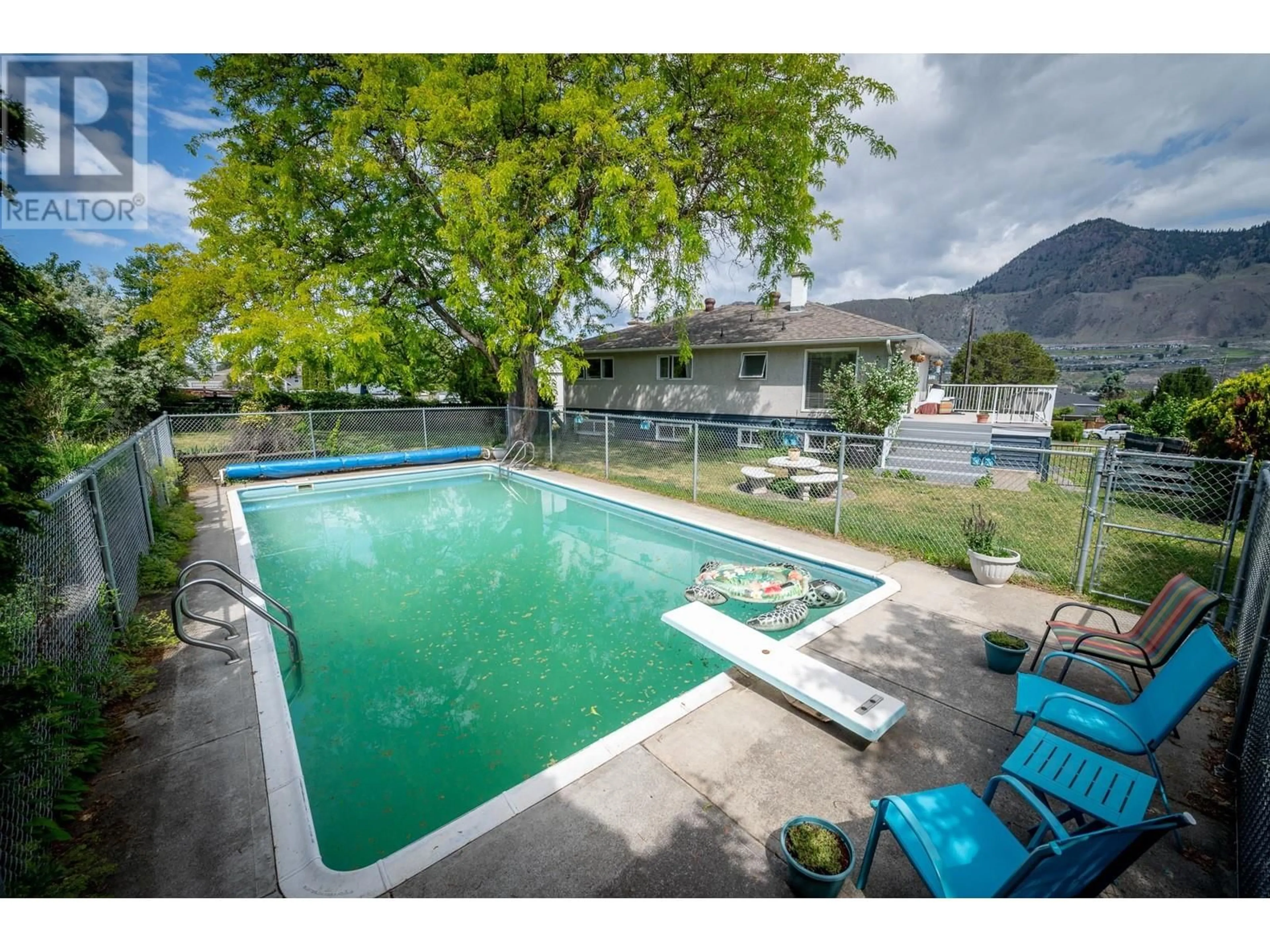Pool for 1742 APPLE LANE, Kamloops British Columbia V2C4M9