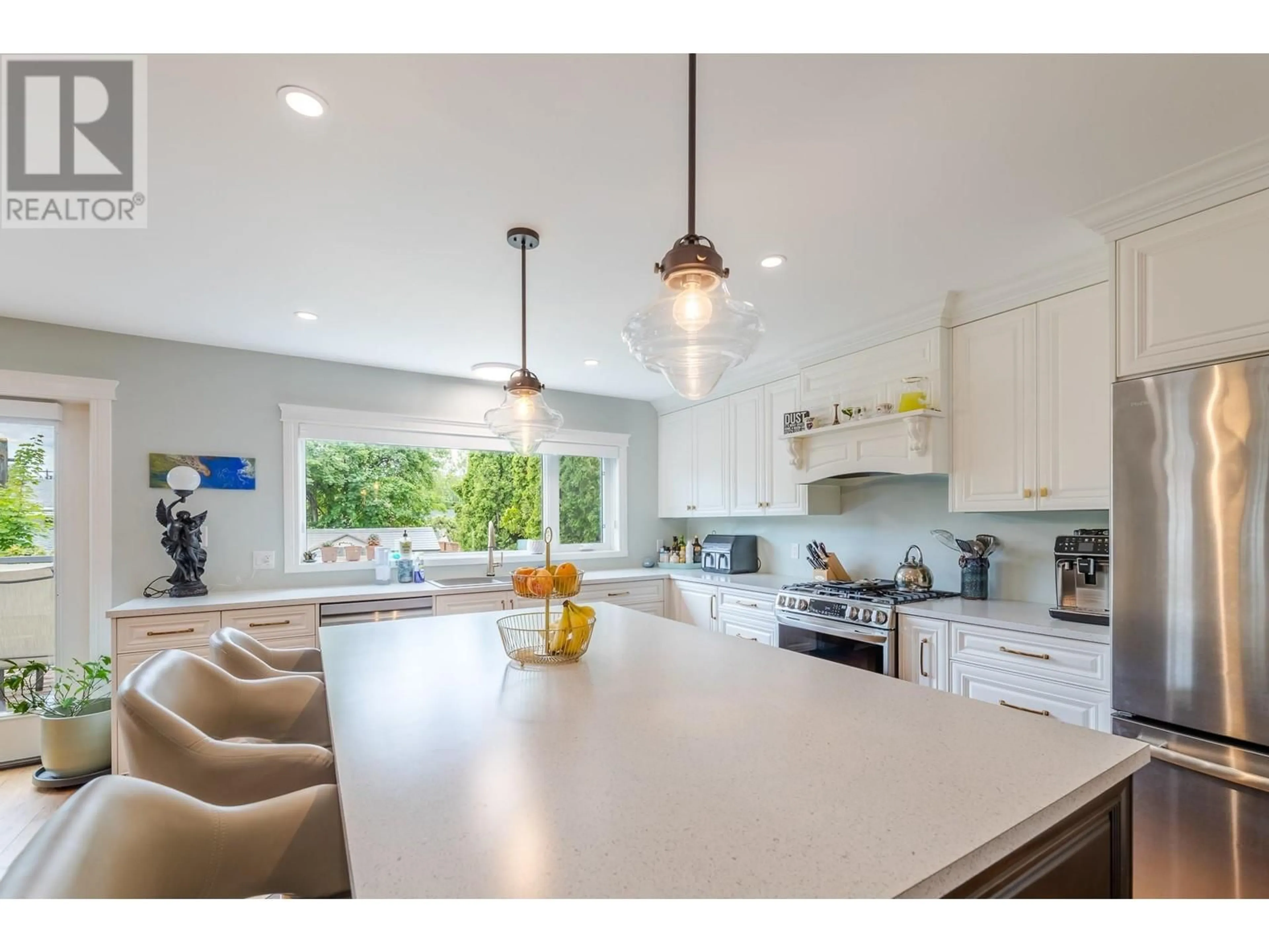 Open concept kitchen, unknown for 10903 BARCLAY STREET, Summerland British Columbia V0H1Z0