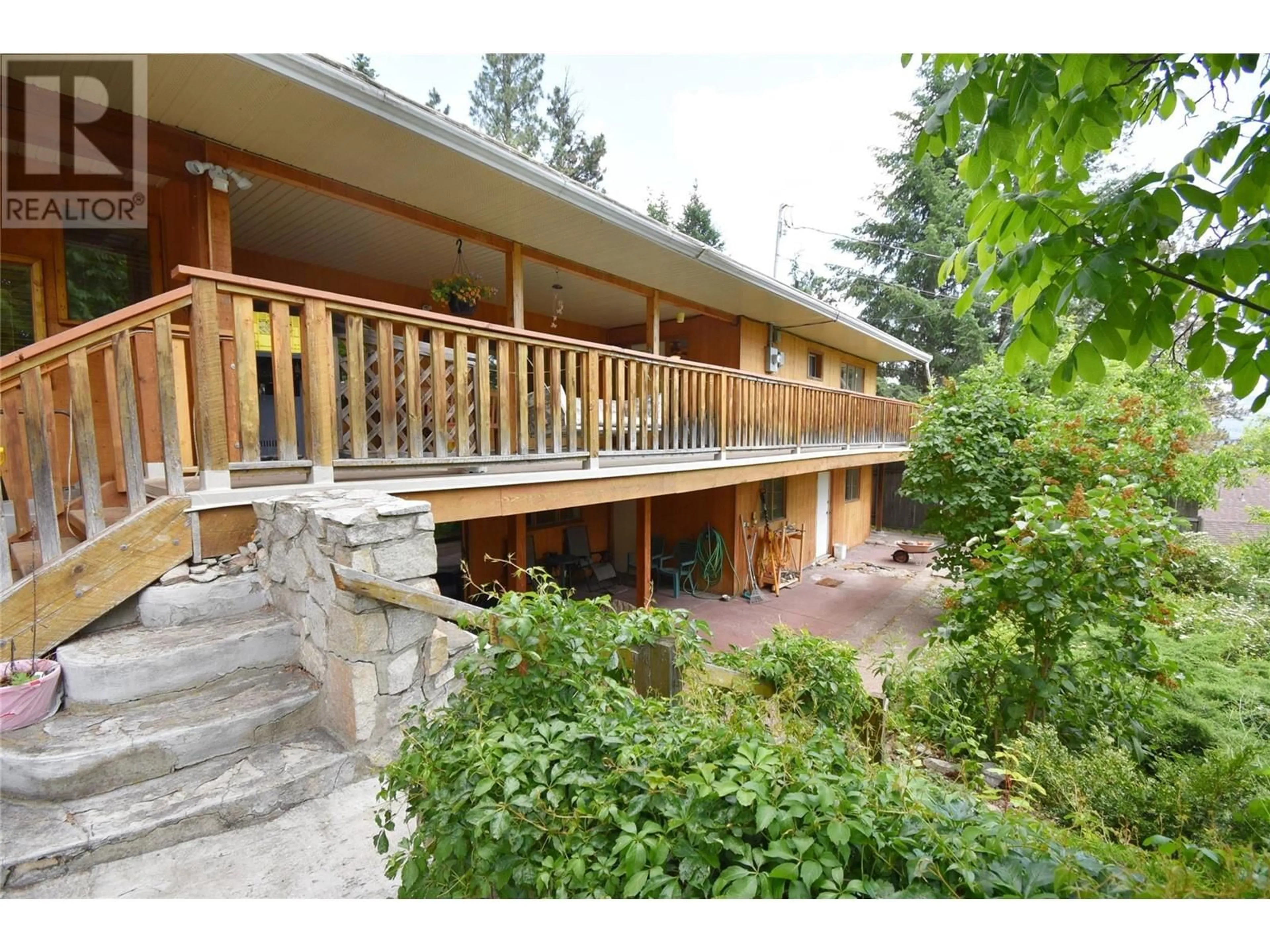 Patio, unknown for 382 KILDARE WAY, Vernon British Columbia V1H2C7