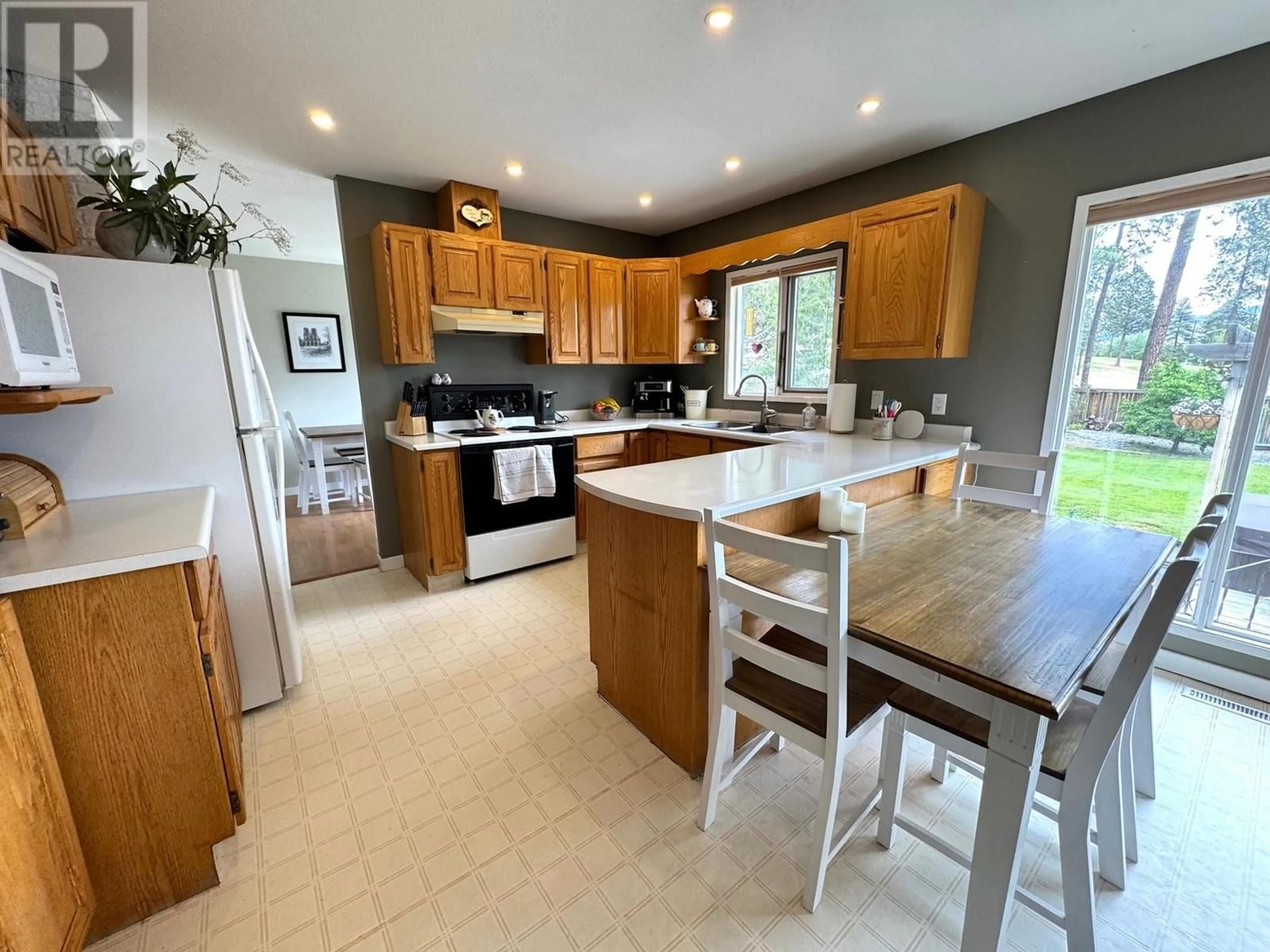 Open concept kitchen, unknown for 3314 GRIMMET STREET, Merritt British Columbia V1K1J1