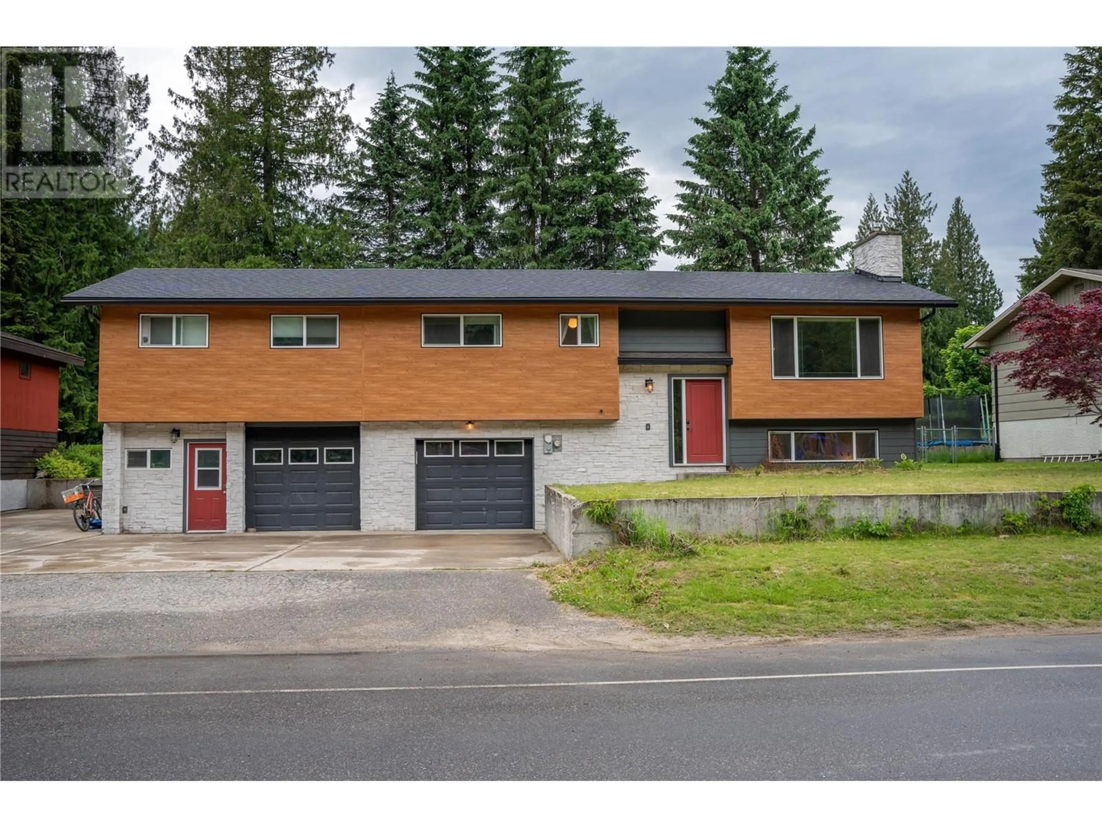 Unknown for 109 COLBECK ROAD, Revelstoke British Columbia V0E2S0