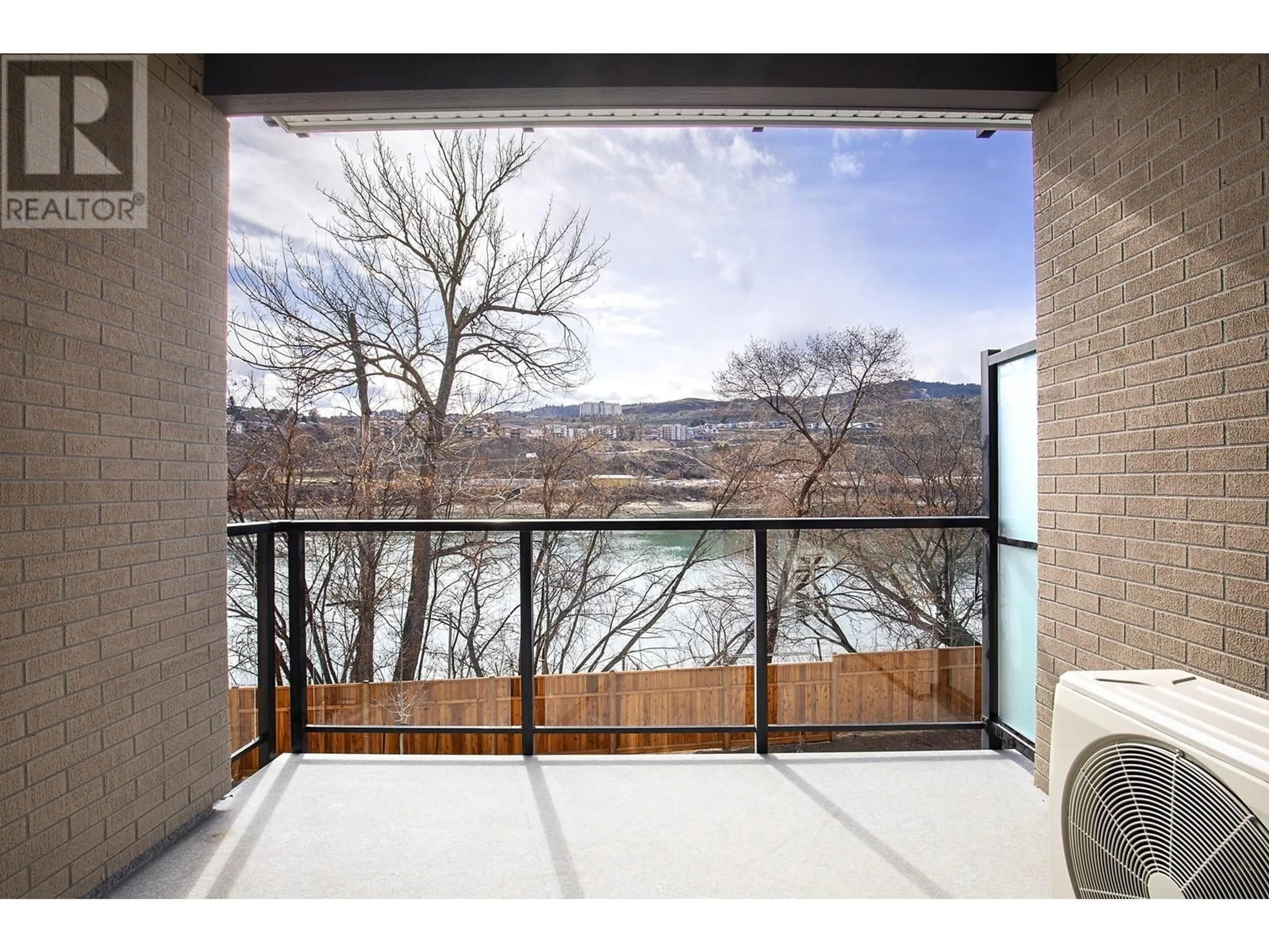 Patio, water/lake/river/ocean view for 405 - 207 ROYAL AVENUE, Kamloops British Columbia V2H1T7