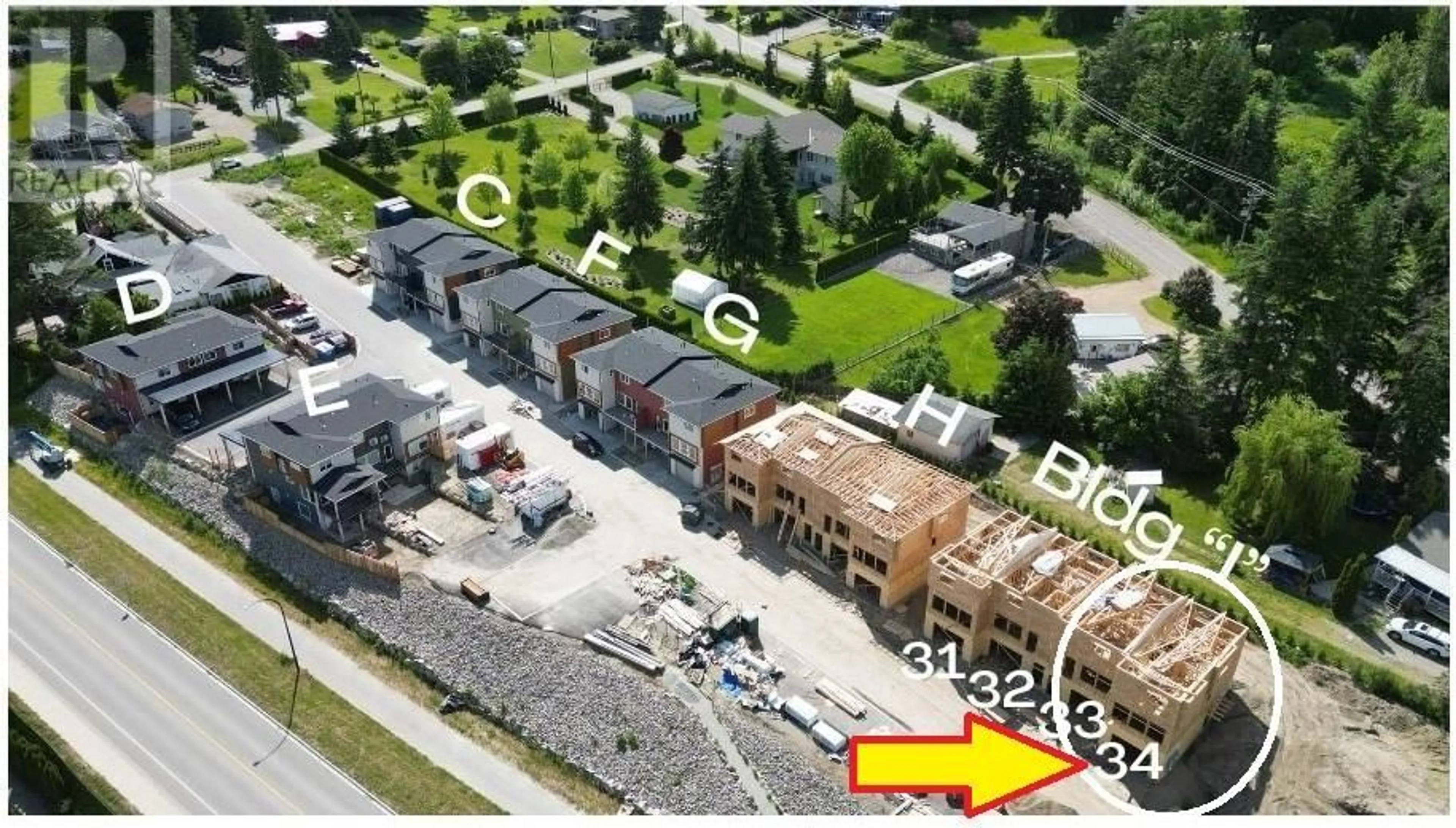 A pic from outside/outdoor area/front of a property/back of a property/a pic from drone, building for 34 - 981 12 STREET SOUTHEAST, Salmon Arm British Columbia V1E2C8
