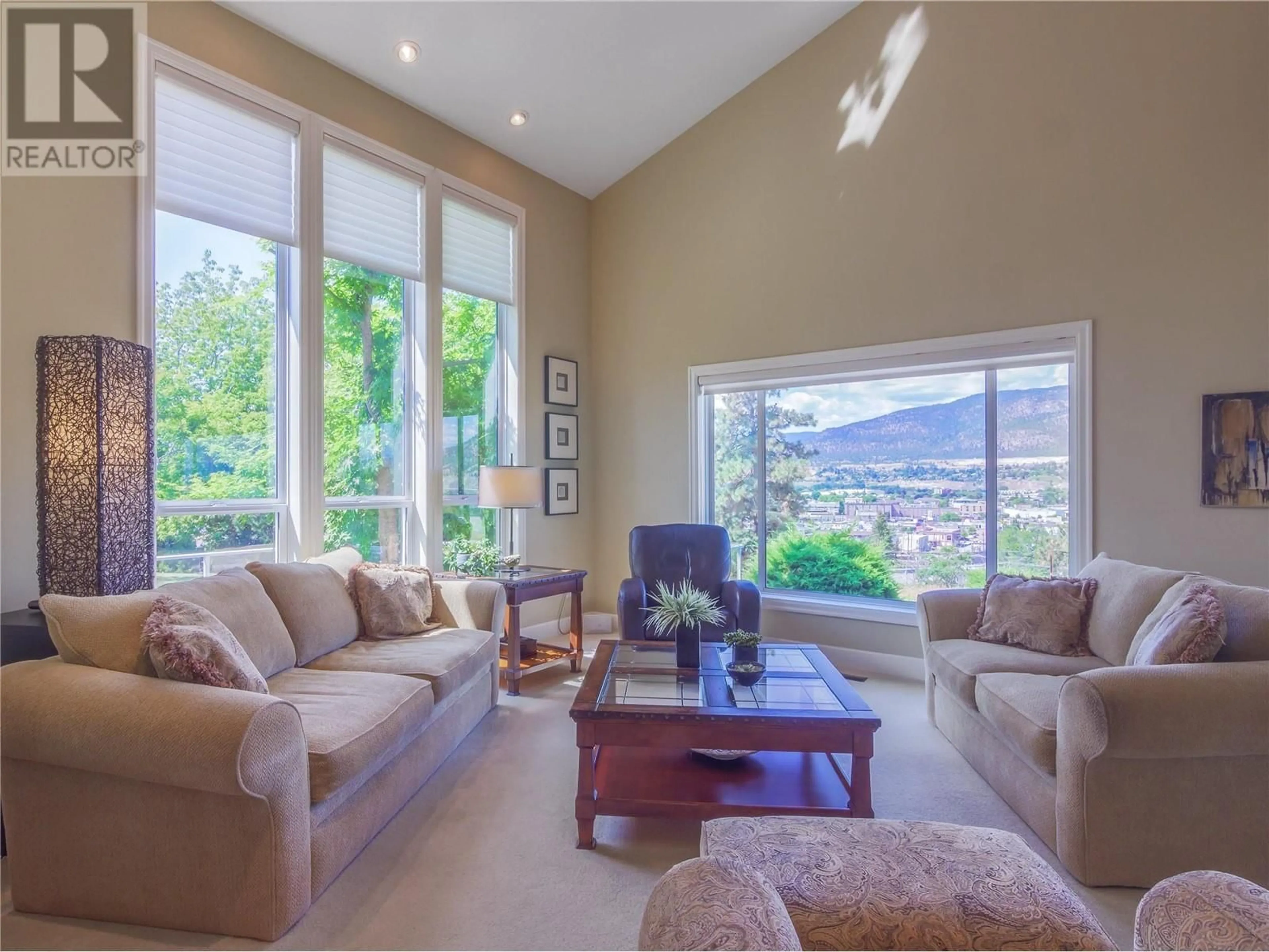 Living room with furniture, unknown for 501 NANAIMO AVENUE EAST, Penticton British Columbia V2A1M8