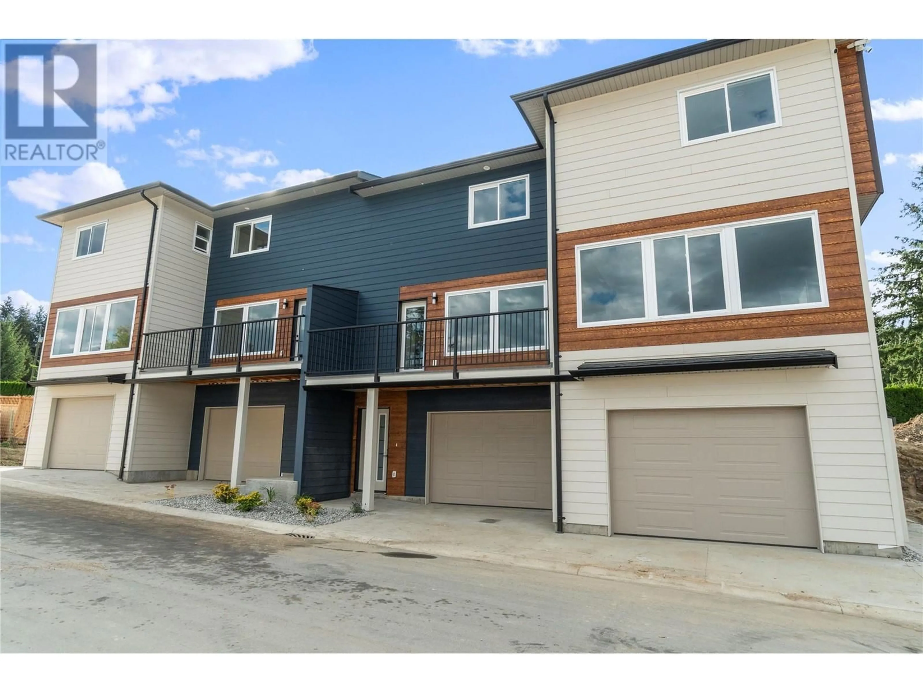 Unknown for 36 - 981 12 STREET SOUTHEAST, Salmon Arm British Columbia V1E2C8