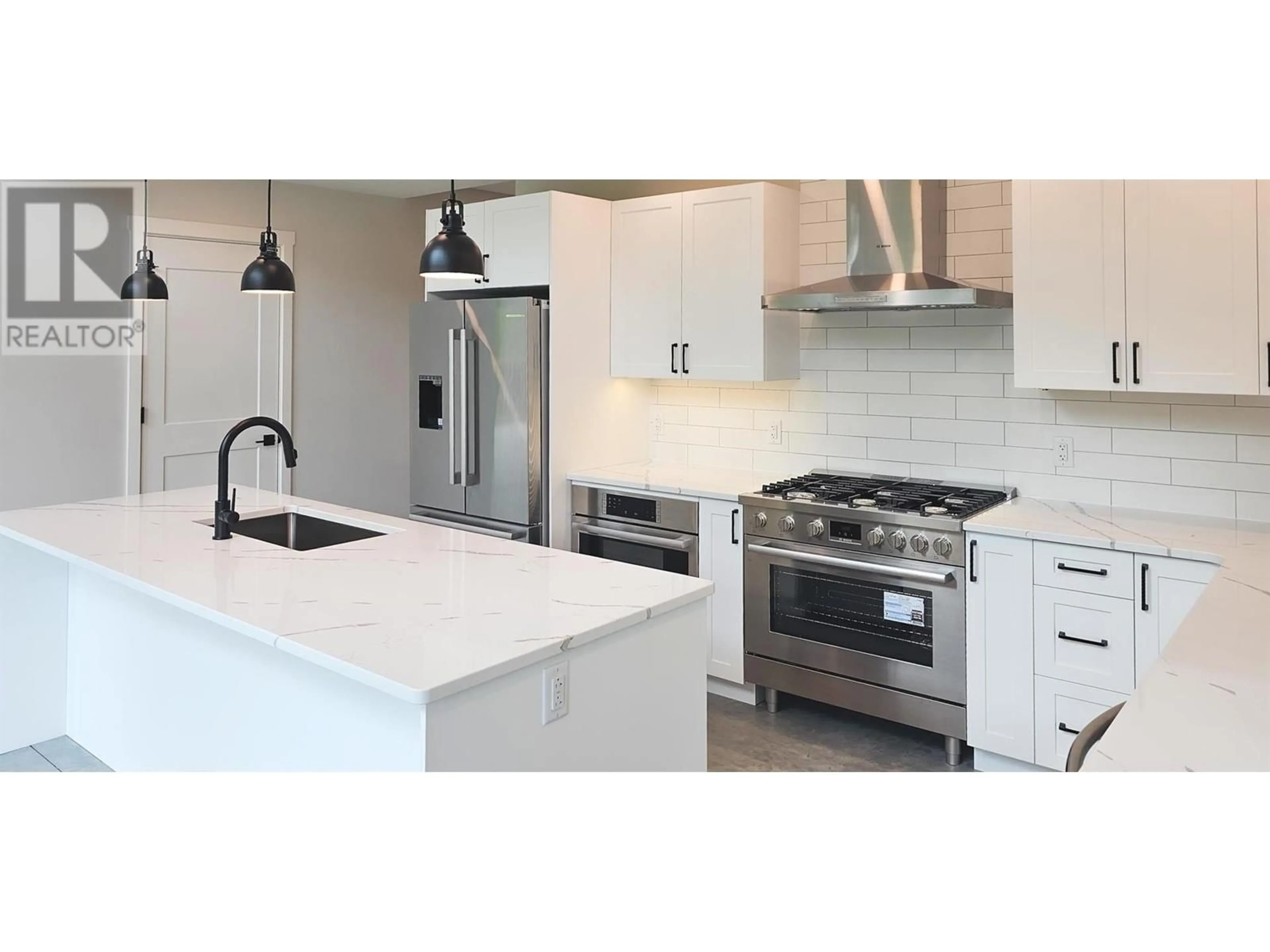 Open concept kitchen, ceramic/tile floor for 2801 HARLOW ROAD, Nelson British Columbia V1L6L3