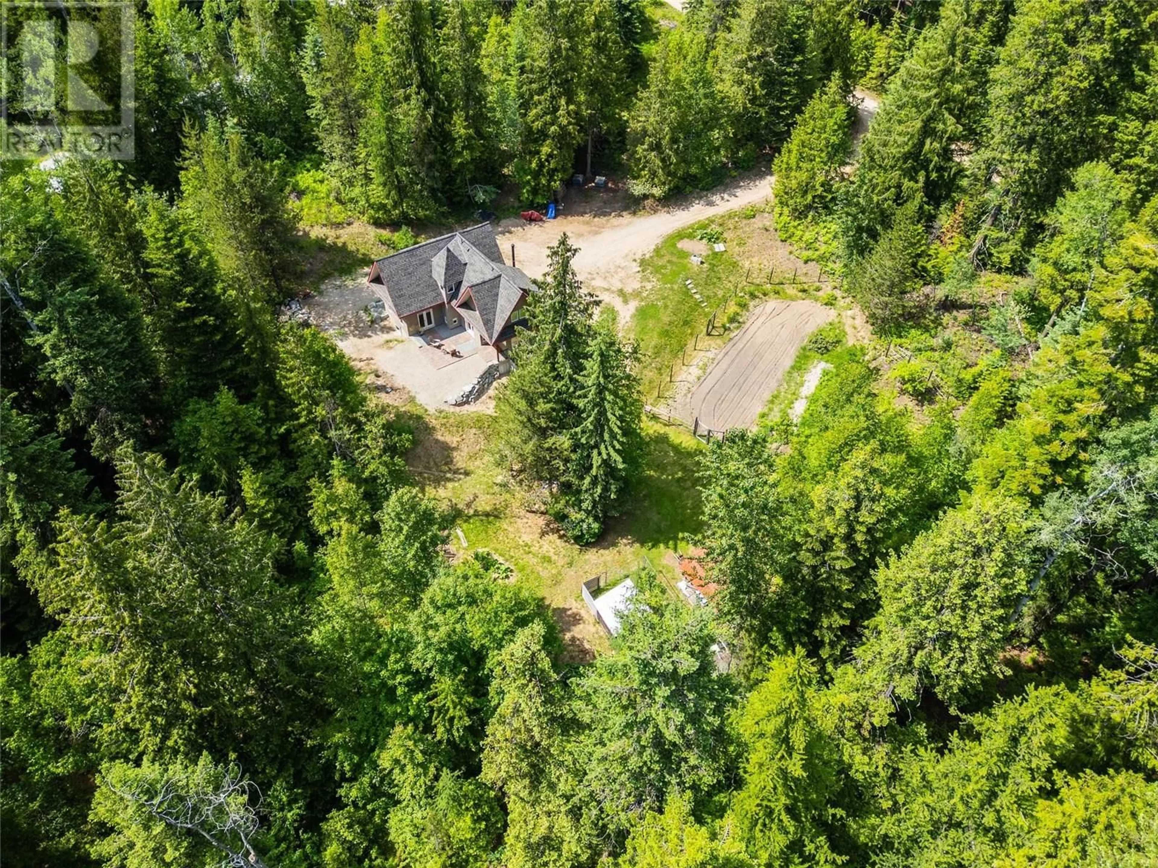 A pic from outside/outdoor area/front of a property/back of a property/a pic from drone, forest/trees view for 3675 THOMPSON ROAD, Bonnington Falls British Columbia V0G2G3