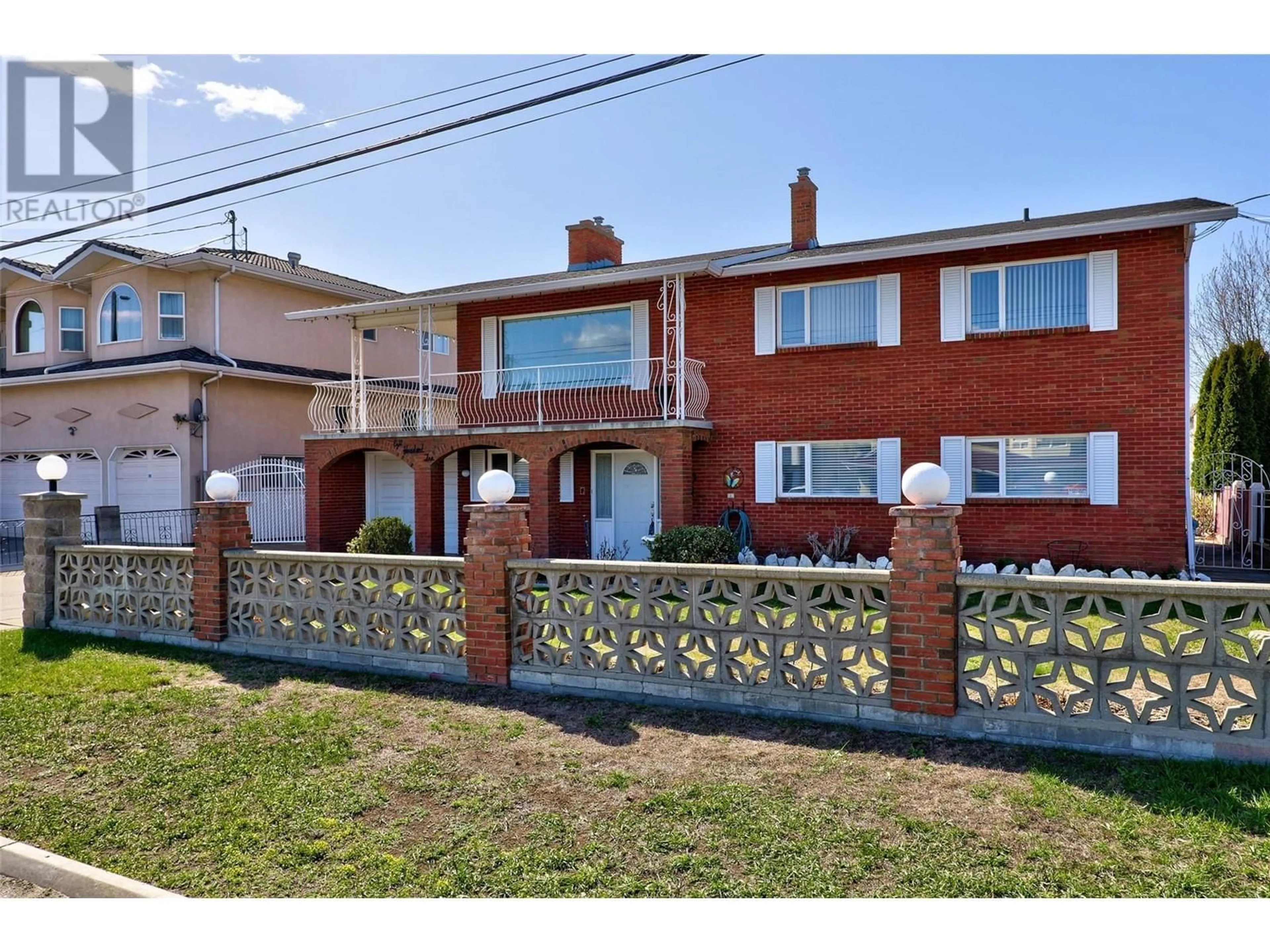 Home with brick exterior material, street for 810 OLLEK STREET, Kamloops British Columbia V2B5A9
