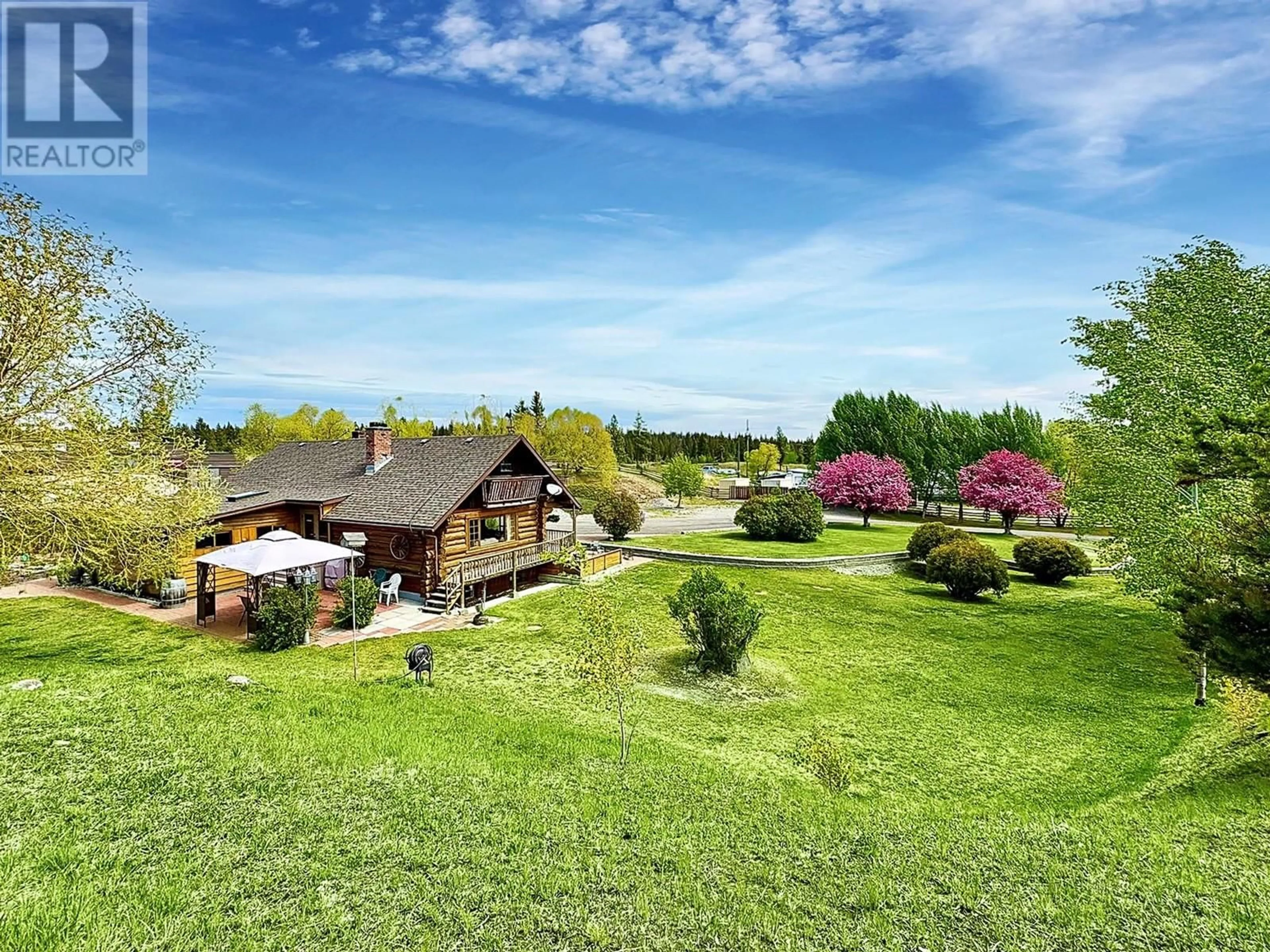 A pic from outside/outdoor area/front of a property/back of a property/a pic from drone, mountain view for 1273 CHASM ROAD, Clinton British Columbia V0K1K0